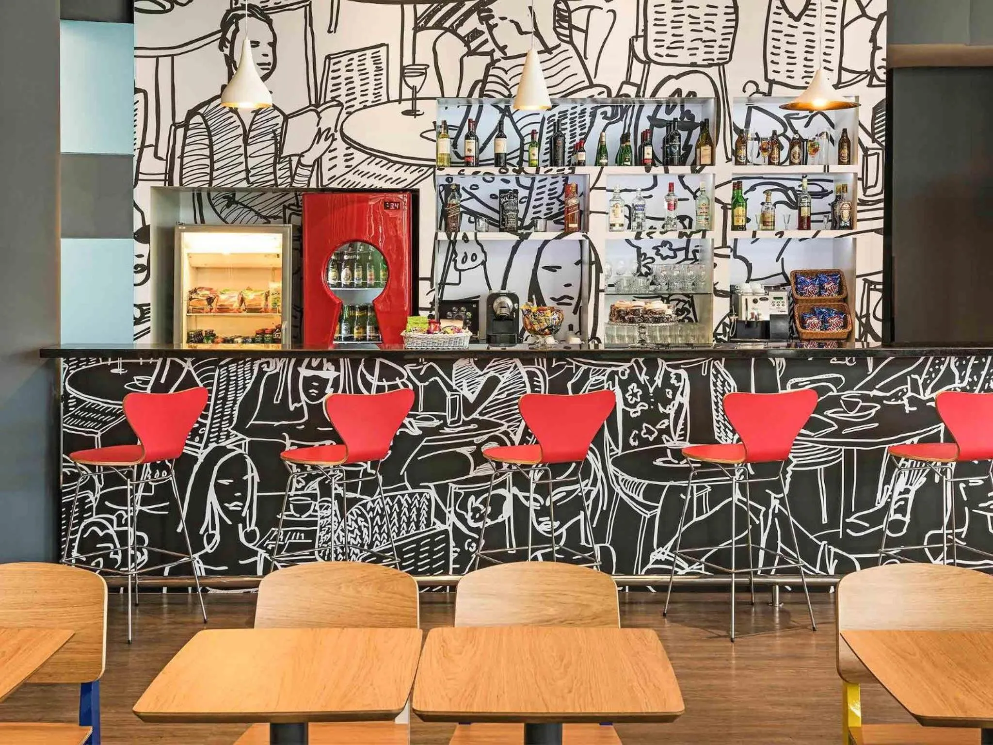 Lounge or bar in ibis Tambore