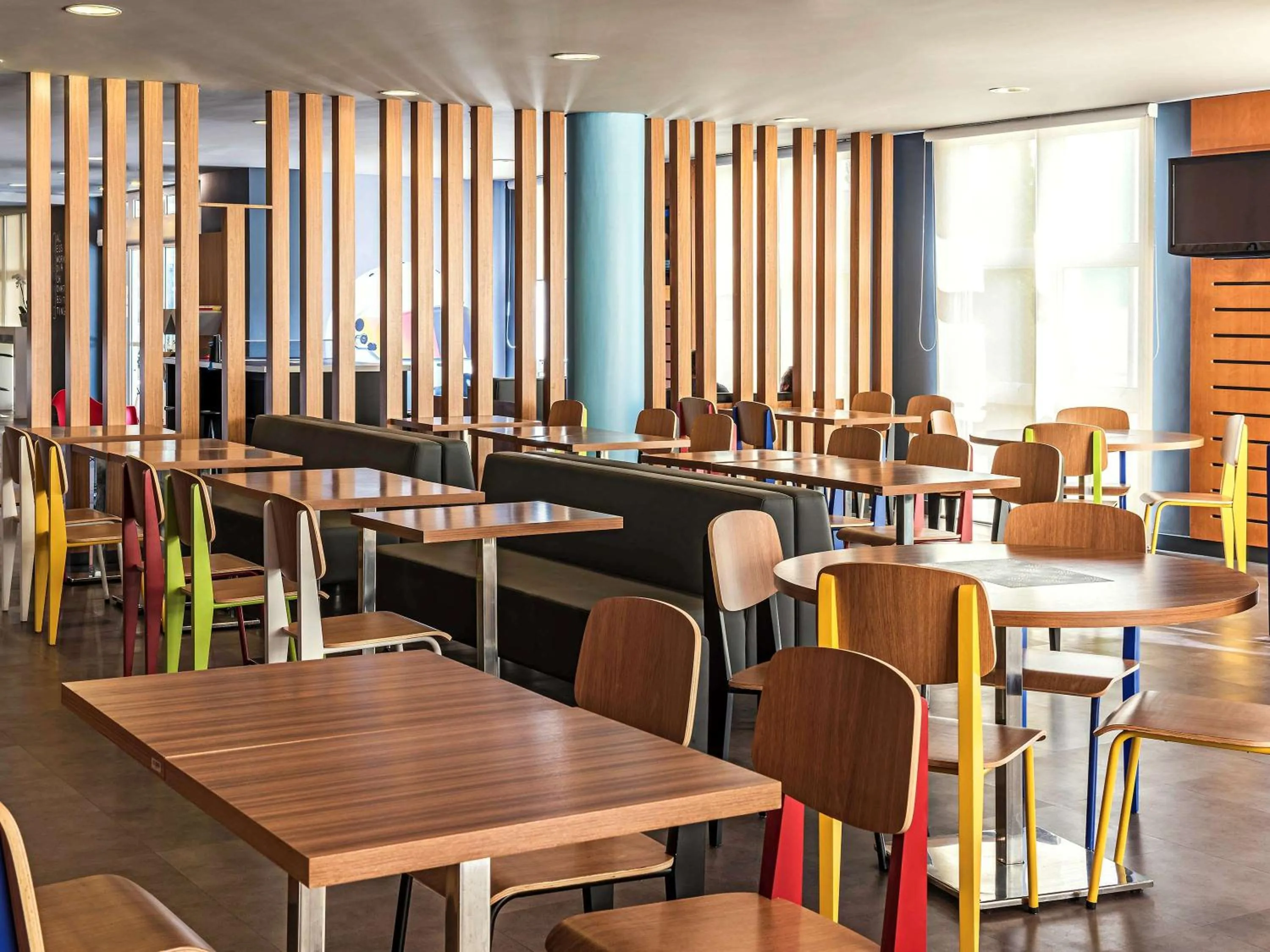 Restaurant/places to eat in ibis Sao Paulo Interlagos