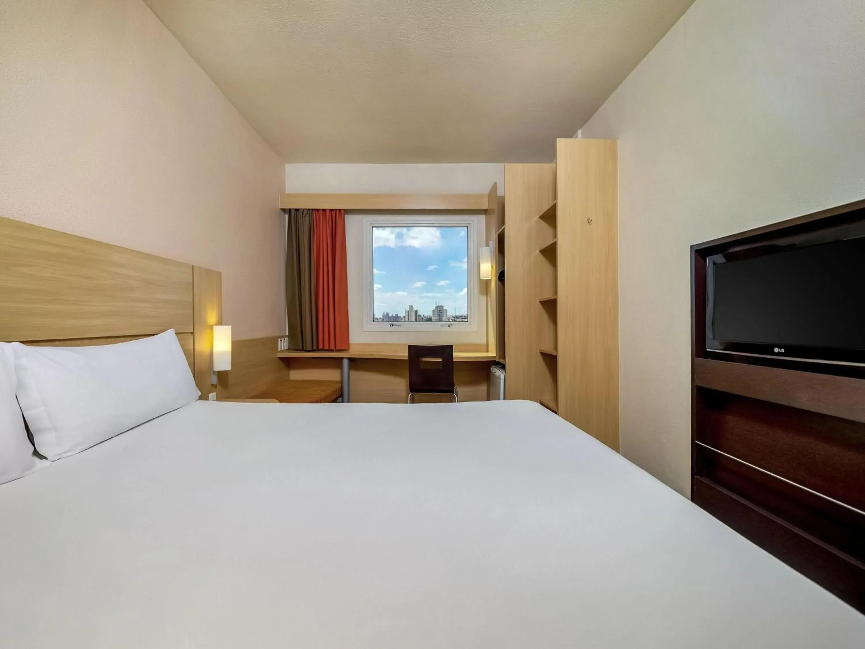 Double Room in ibis Sao Paulo Interlagos Double Room in ibis Sao Paulo Interlagos