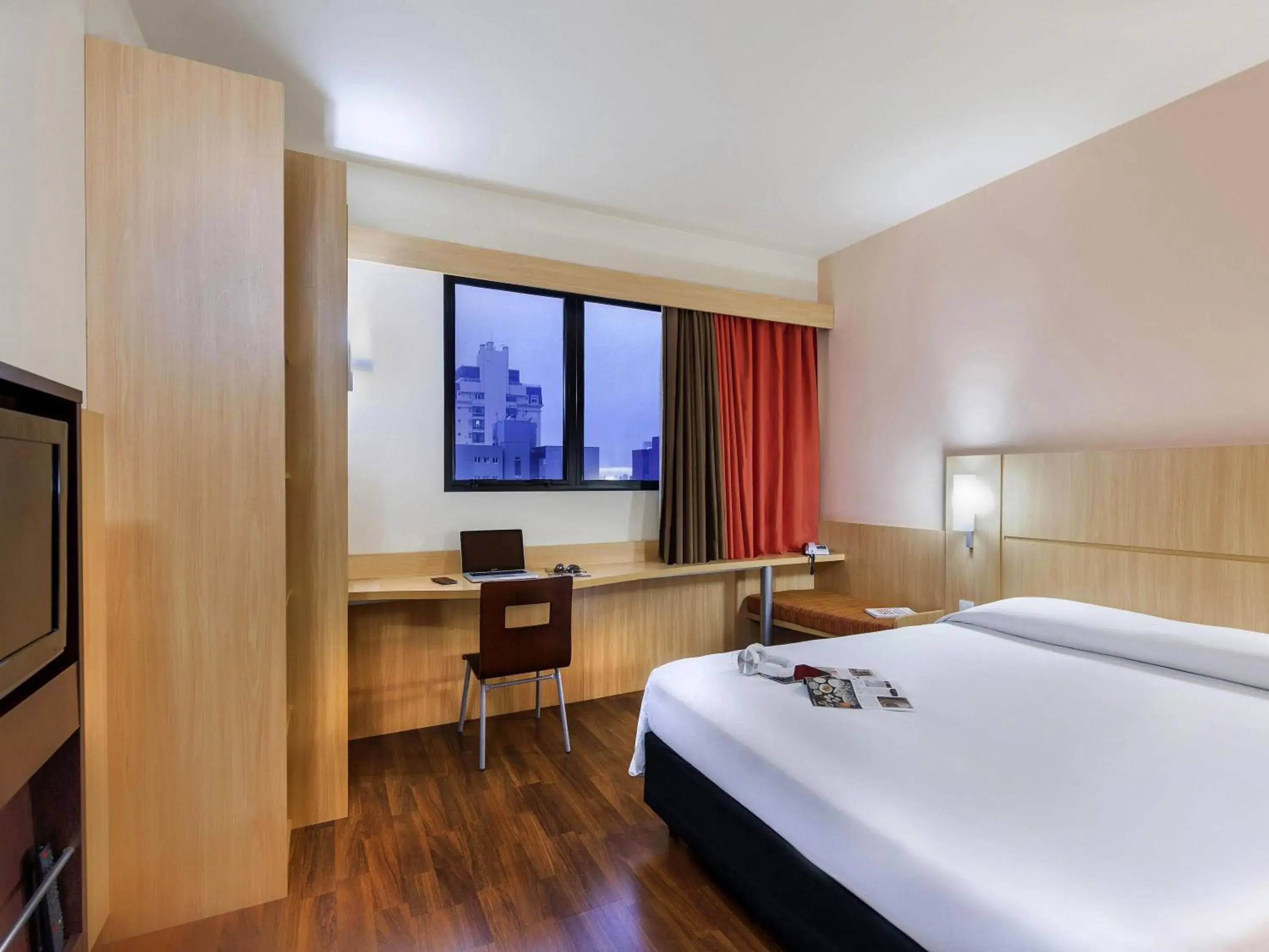 Standard Double Room with Double Bed - single occupancy in ibis Curitiba Shopping Standard Double Room with Double Bed - single occupancy in ibis Curitiba Shopping