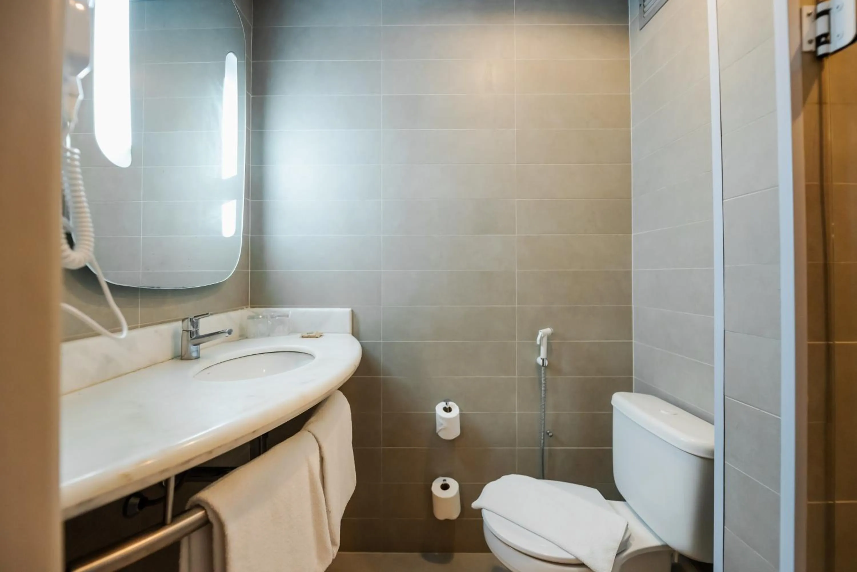 Toilet in Ibis Florianopolis