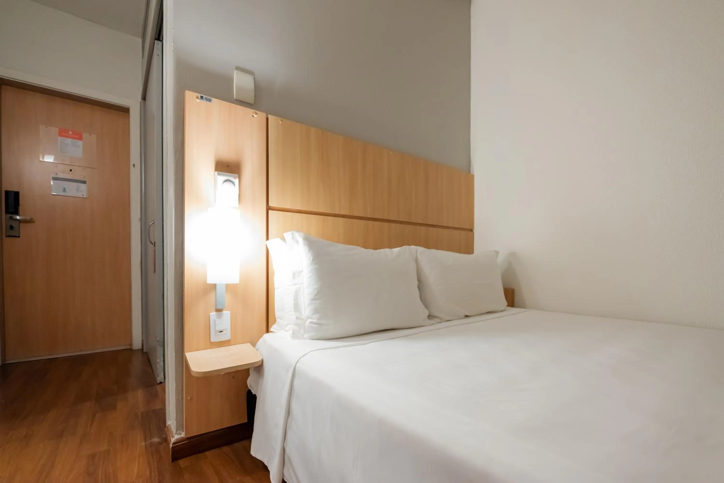 Bed in Ibis Florianopolis