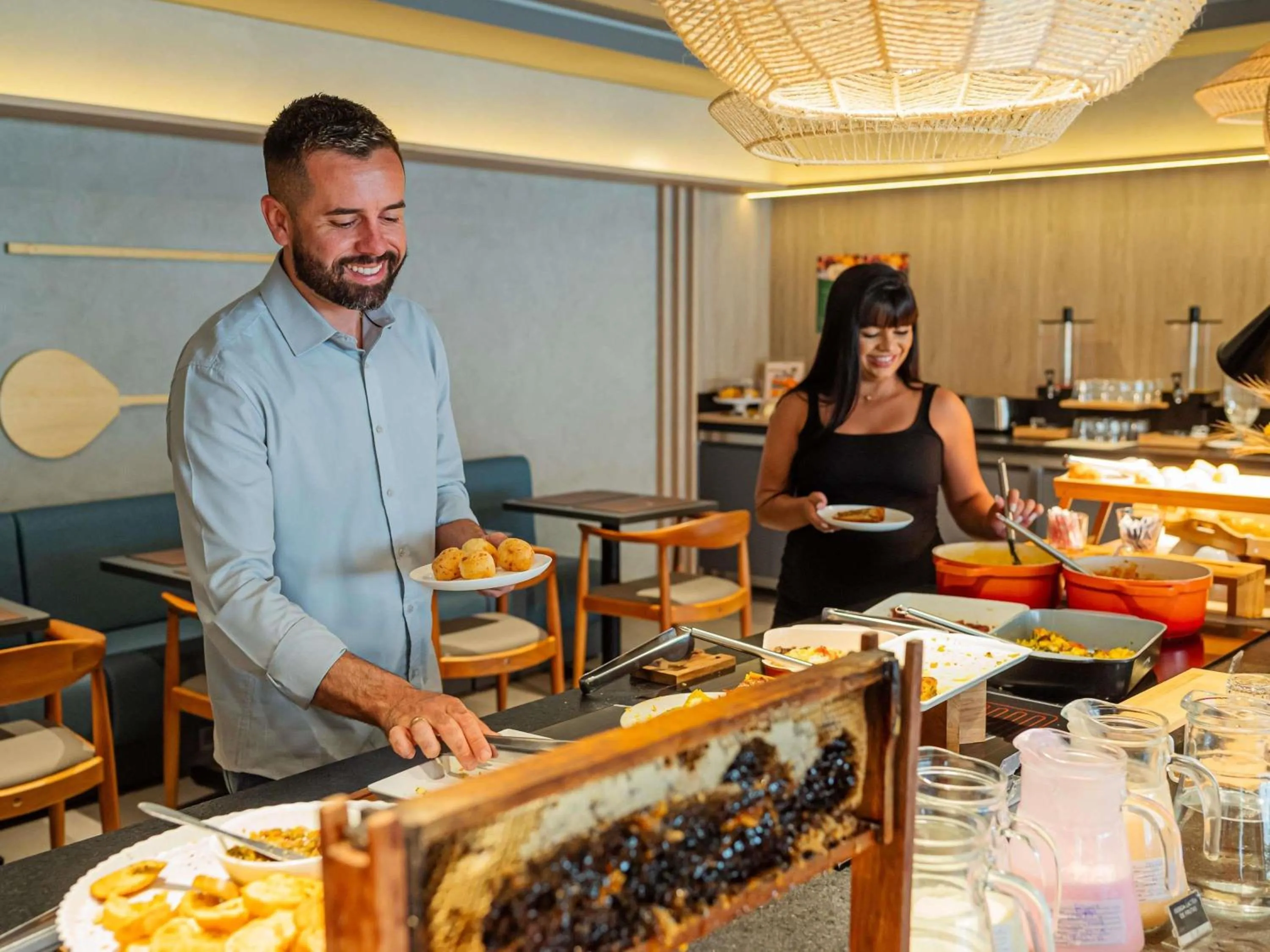 Restaurant/places to eat in Ibis Florianopolis