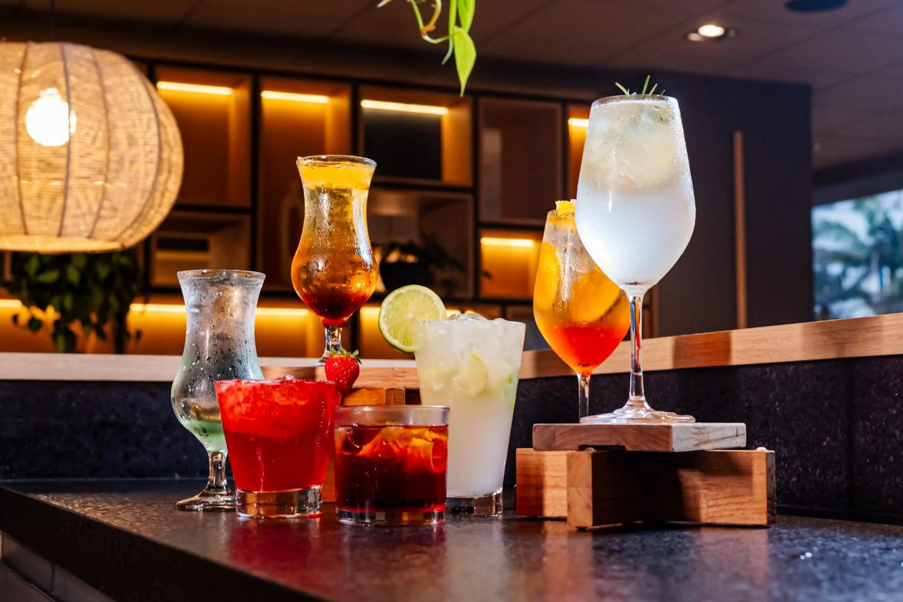 Lounge or bar in Ibis Florianopolis