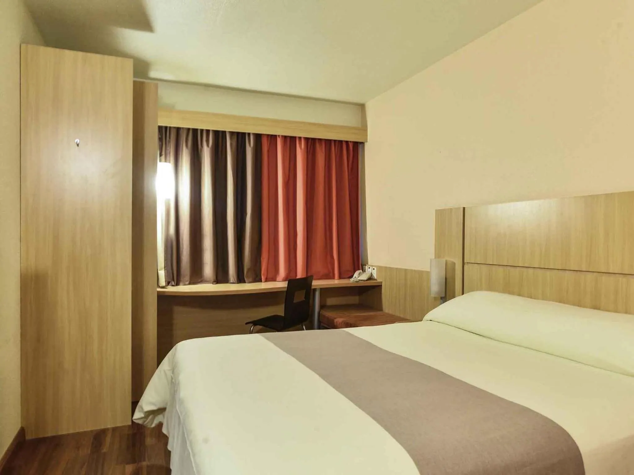 Bedroom, Bed in ibis Caxias do Sul