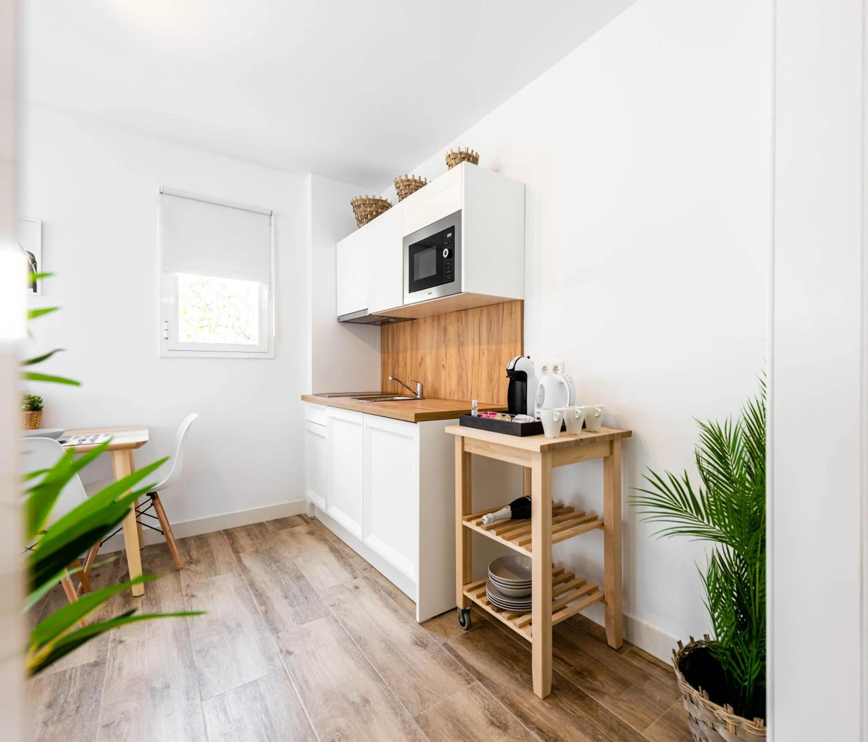 Coffee/tea facilities in Apartamentos Toboso Plaza