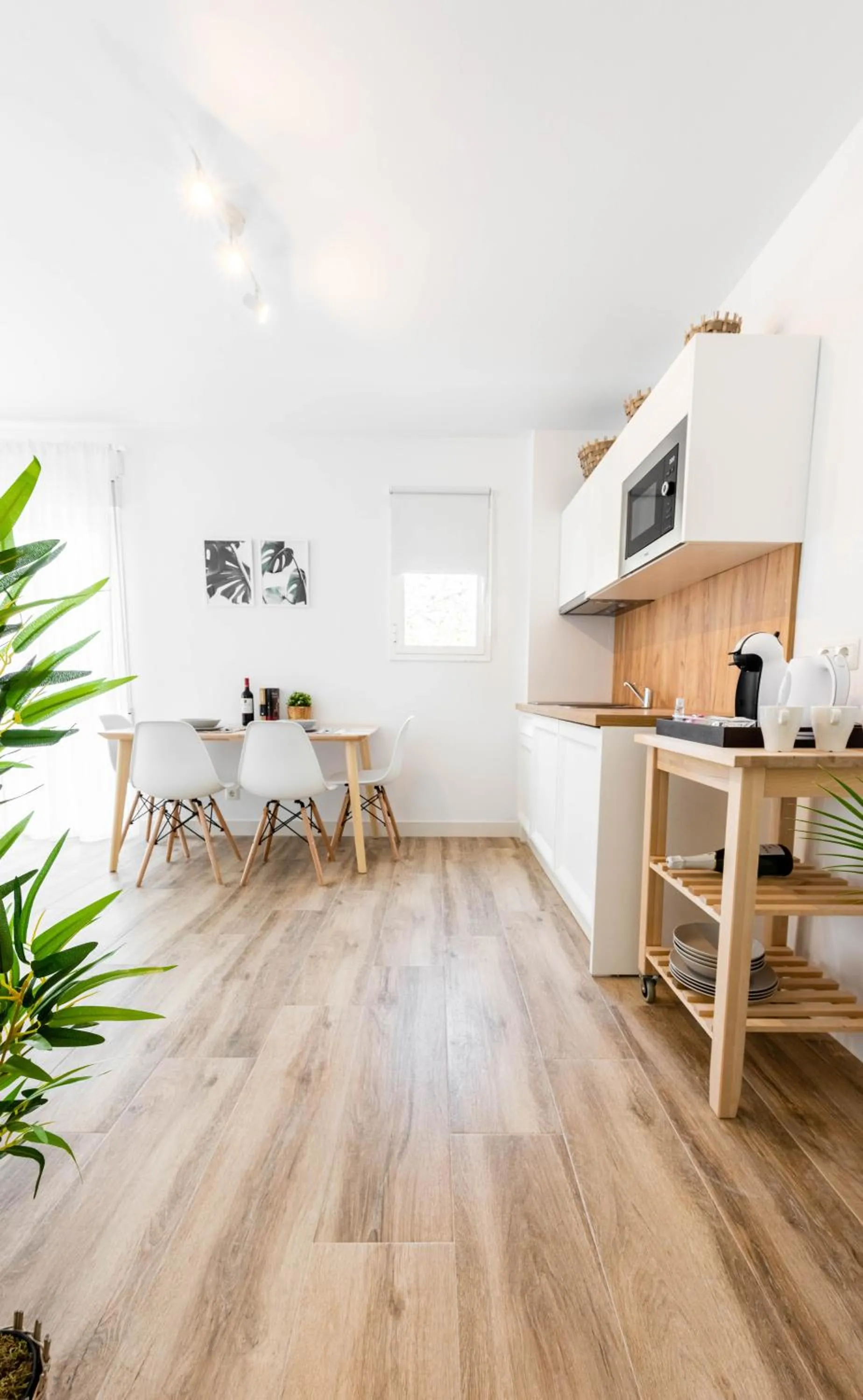 Coffee/tea facilities in Apartamentos Toboso Plaza