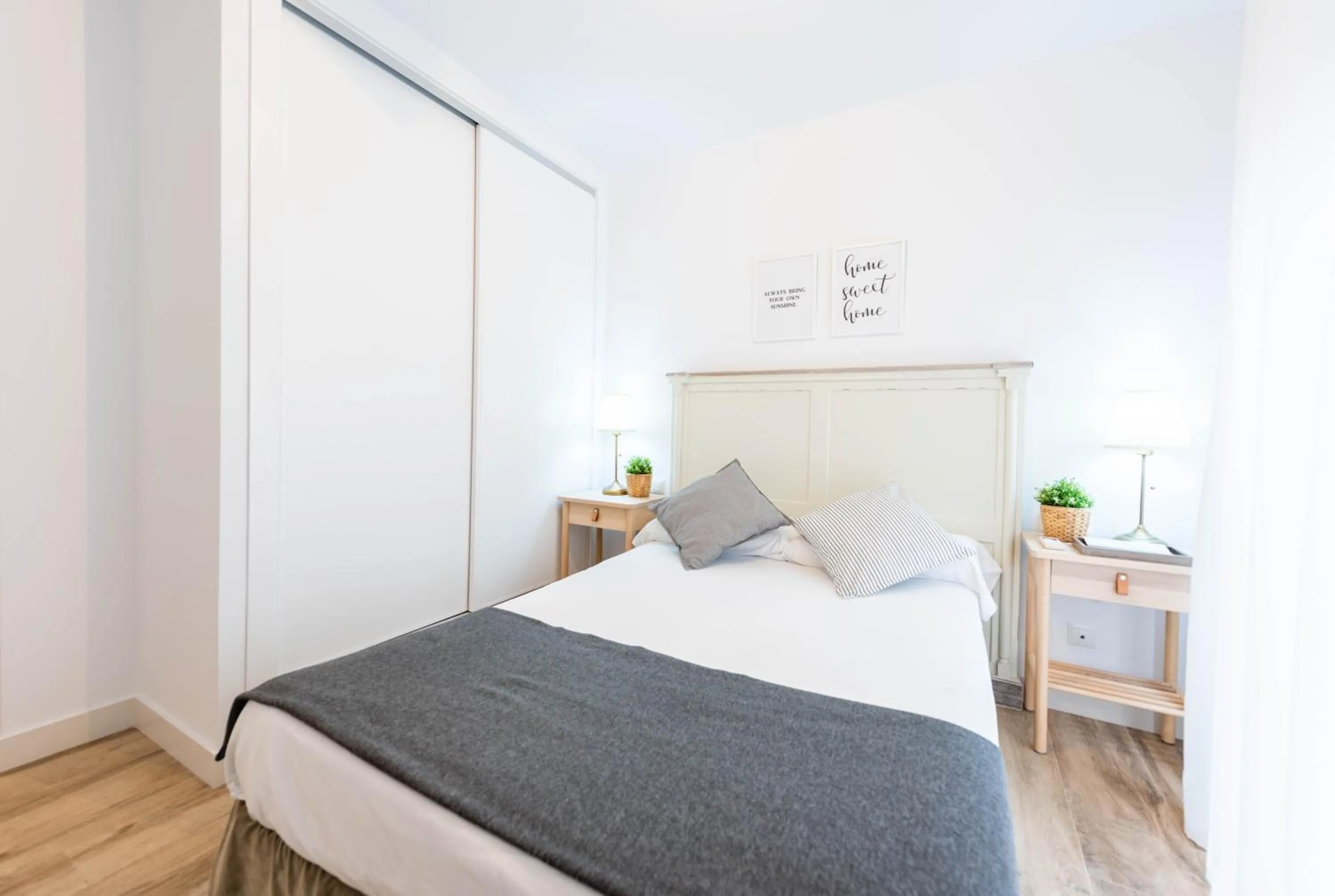 Bed in Apartamentos Toboso Plaza