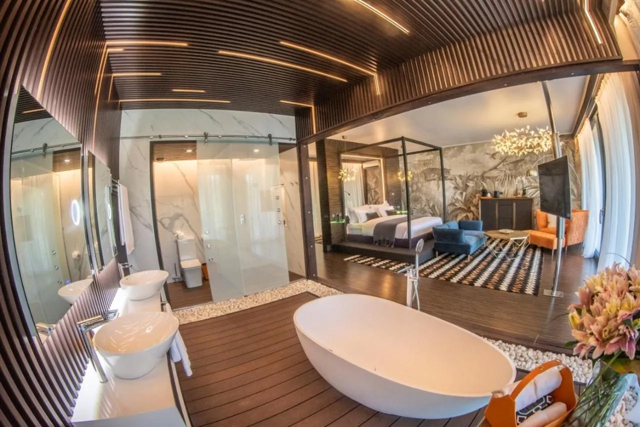 Toilet in Makanda by The Sea Hotel Adults Only