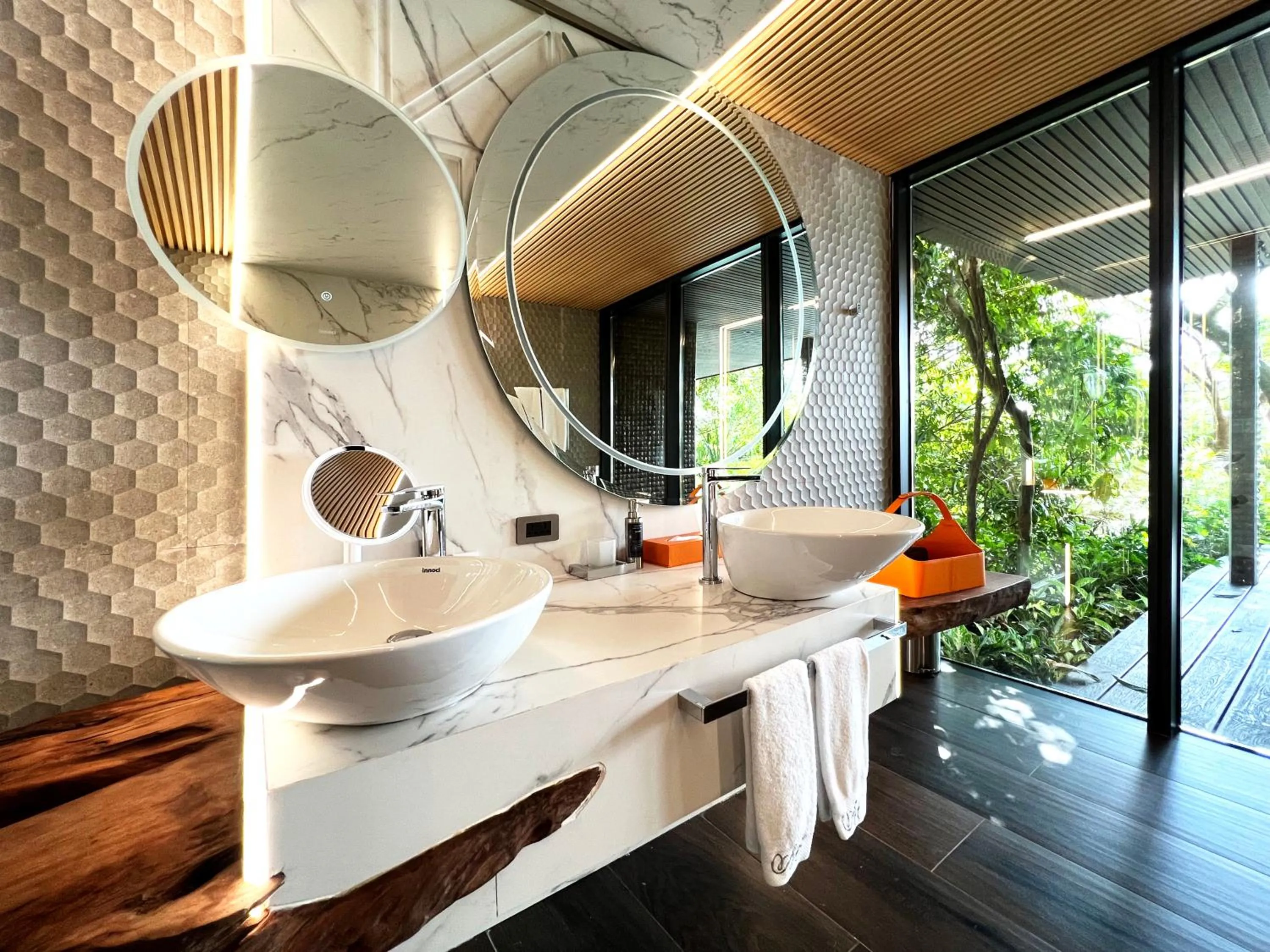 Bathroom in Makanda by The Sea Hotel Adults Only