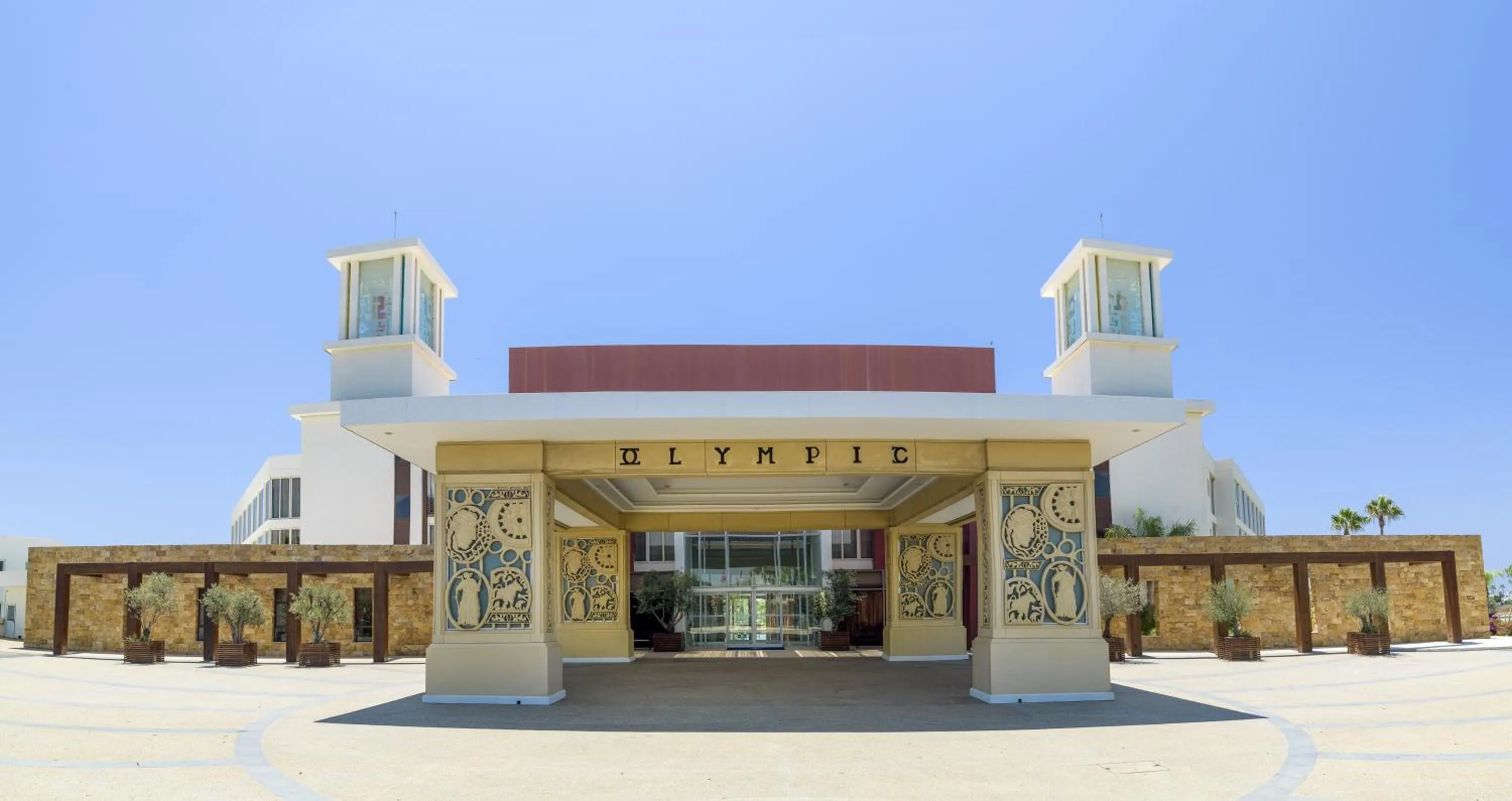 Facade/entrance in Olympic Lagoon Resort Ayia Napa
