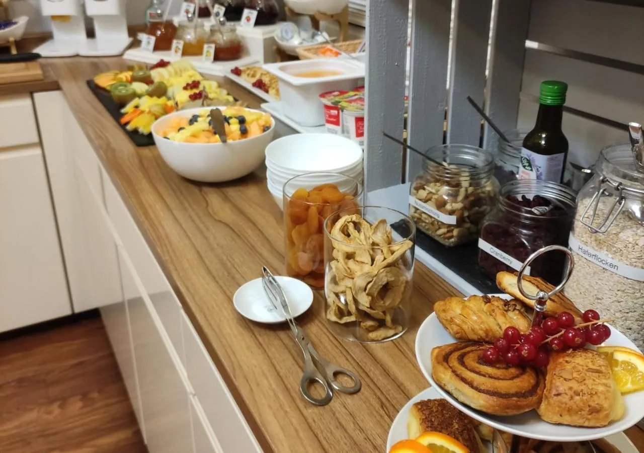 Breakfast in REGIOHOTEL Germania Bad Harzburg - #DirektAmKurpark #Wellnessbereich #Frühstücksbuffet #FreeParking
