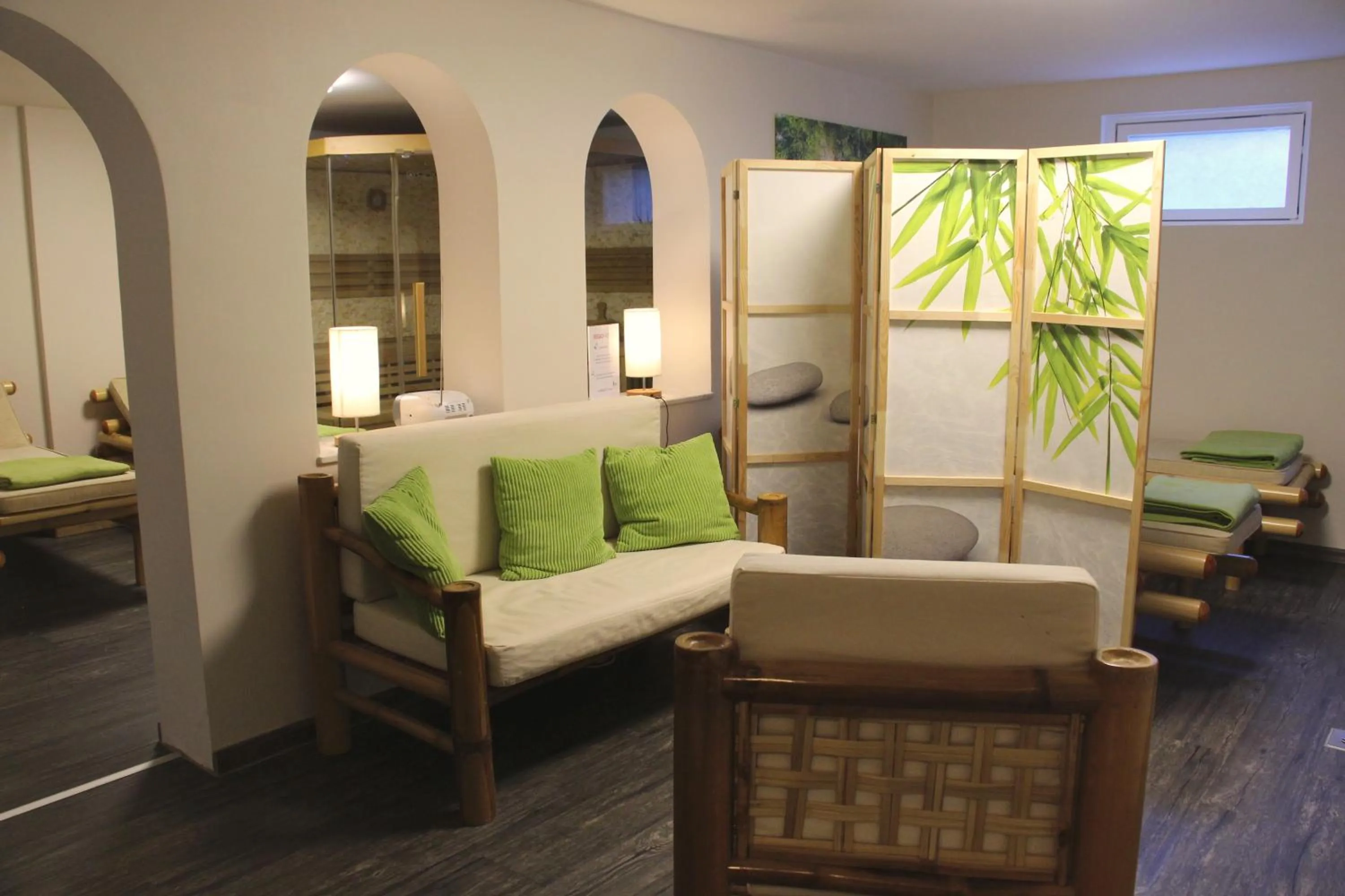 Spa and wellness centre/facilities, Bed in REGIOHOTEL Germania Bad Harzburg - #DirektAmKurpark #Wellnessbereich #Frühstücksbuffet #FreeParking