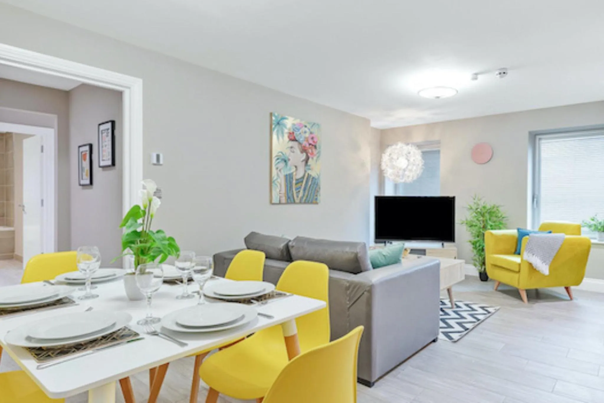 TV and multimedia in Ocean Walk - By My Getaways - Free Parking