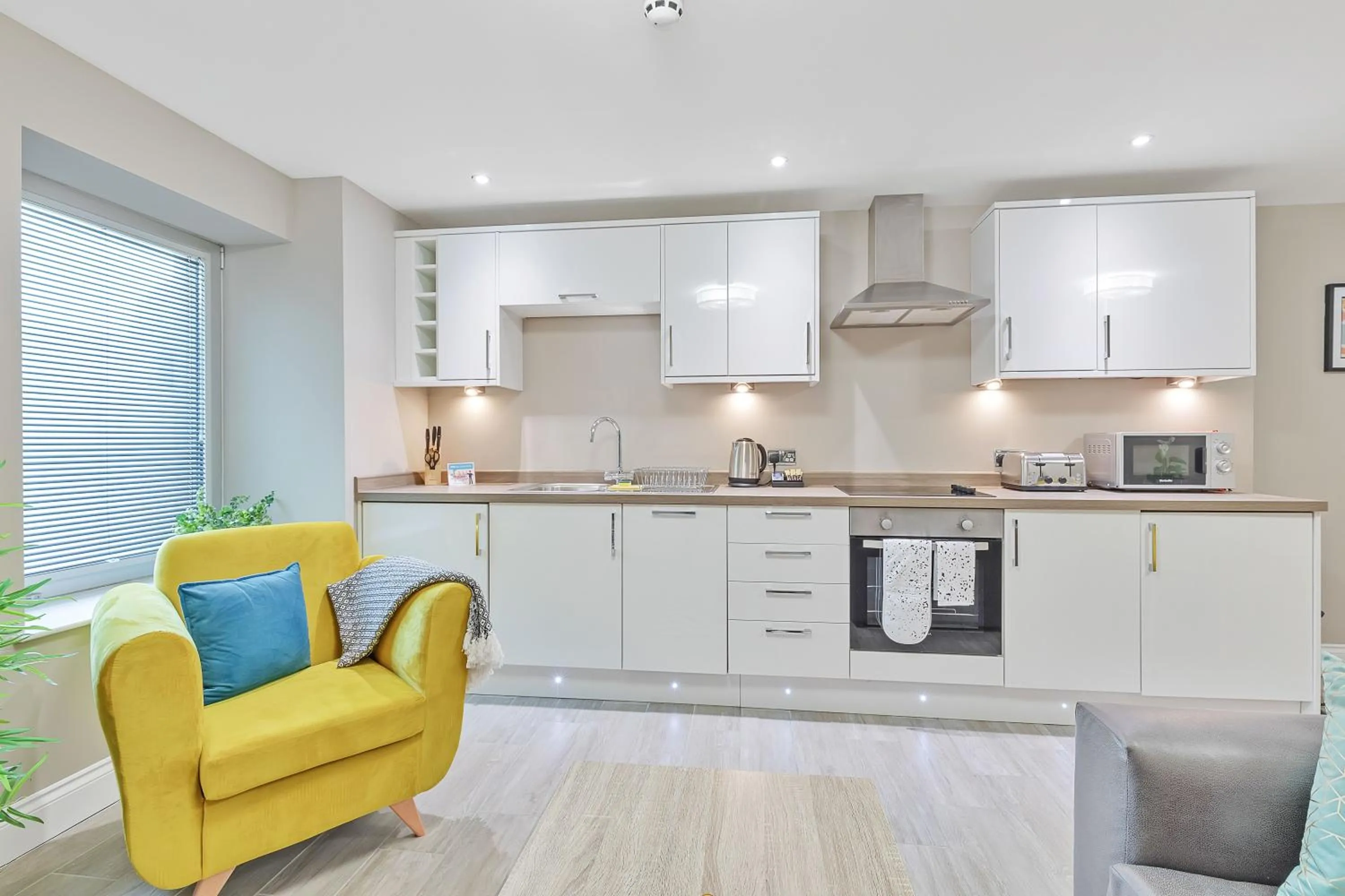 Kitchen or kitchenette in Ocean Walk - By My Getaways - Free Parking