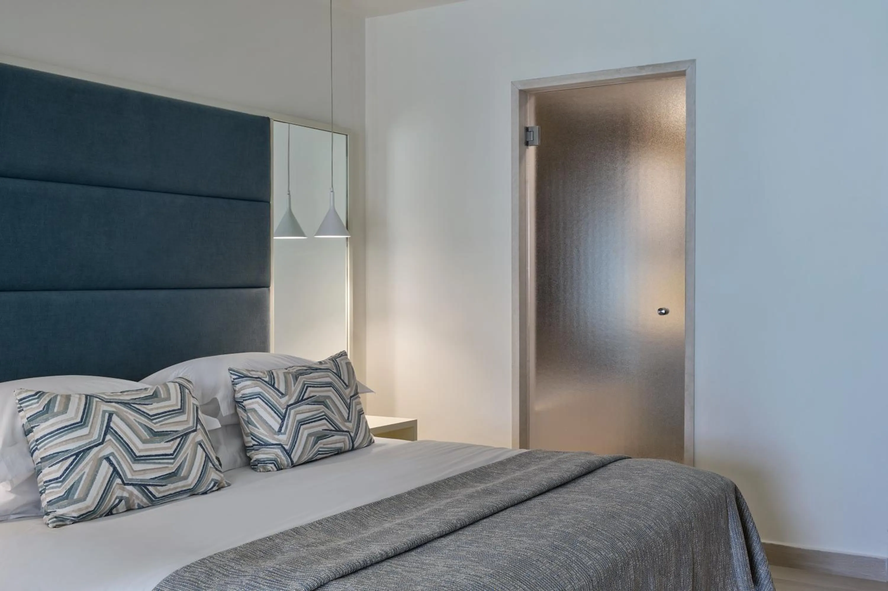 Bedroom, Bed in Atlantica Aegean Blue