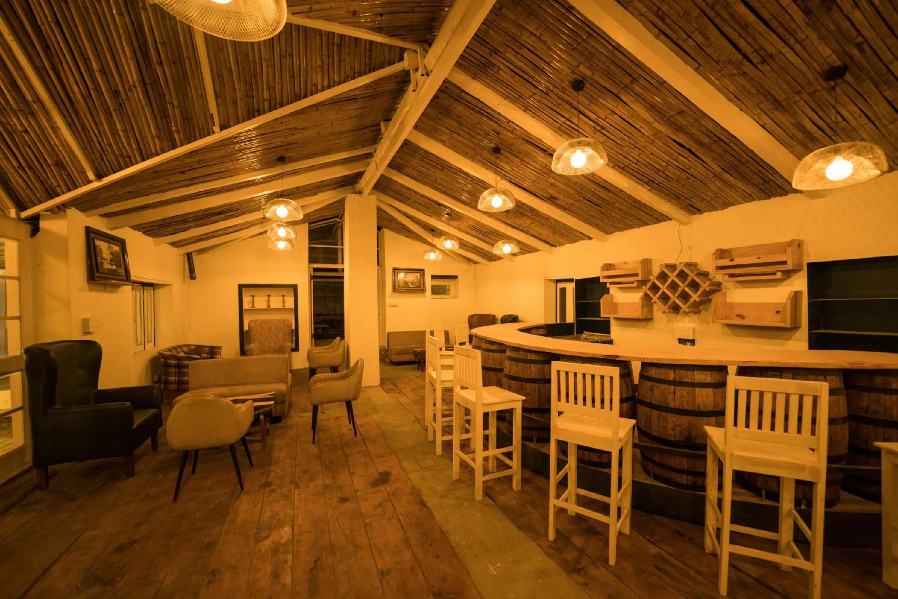 Lounge or bar in The Village Manali- Café, Bar & Bistro