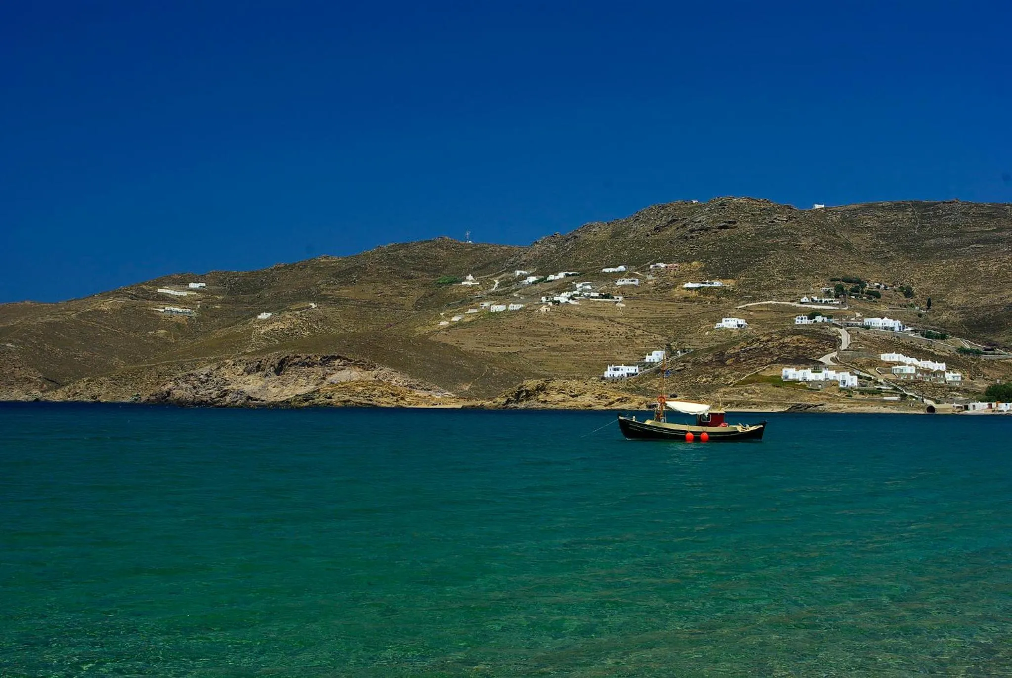 Beach in Amarelo Suites