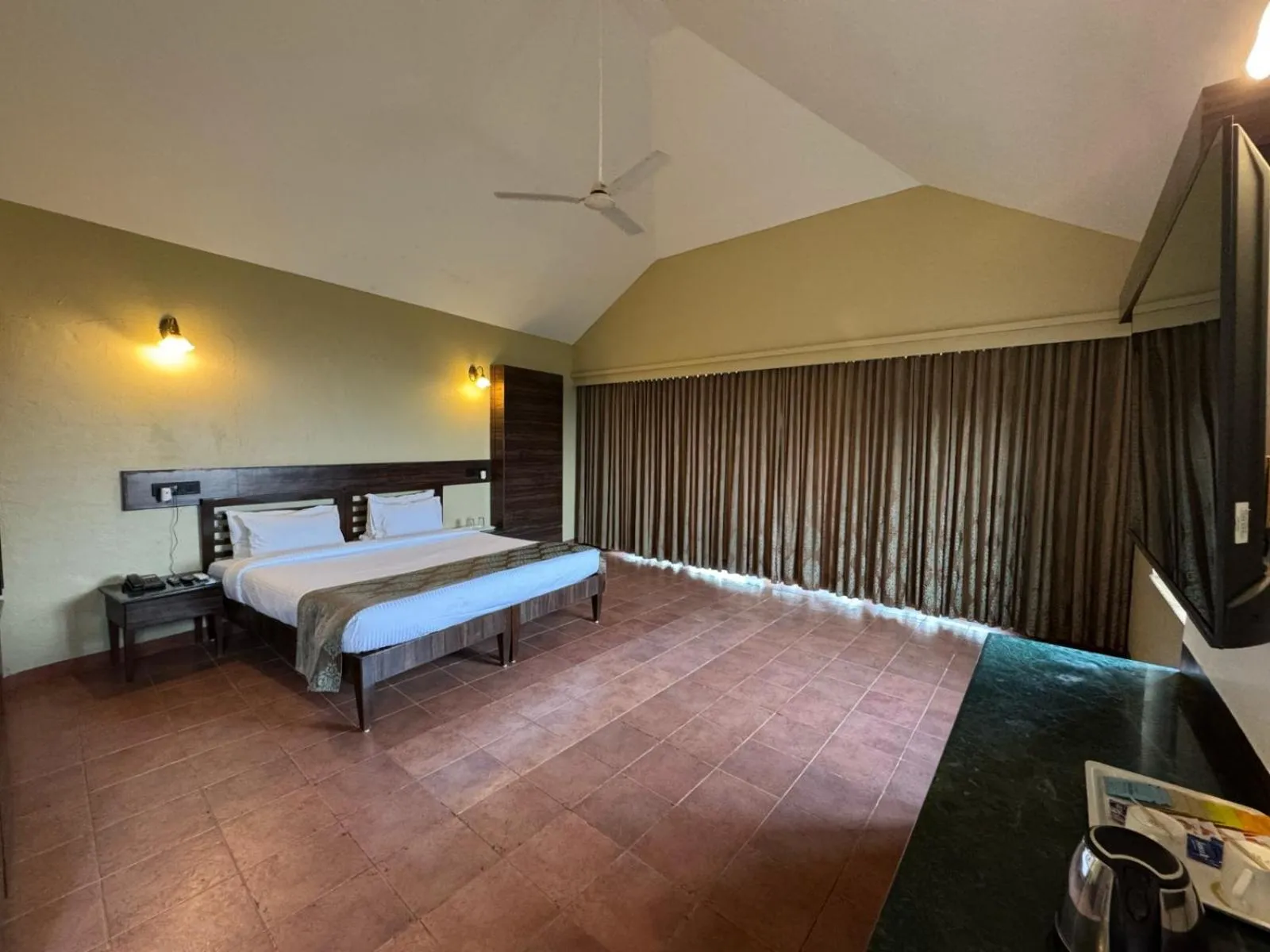 Bed in Upper Deck Resort - Highest Peak, Lonavala