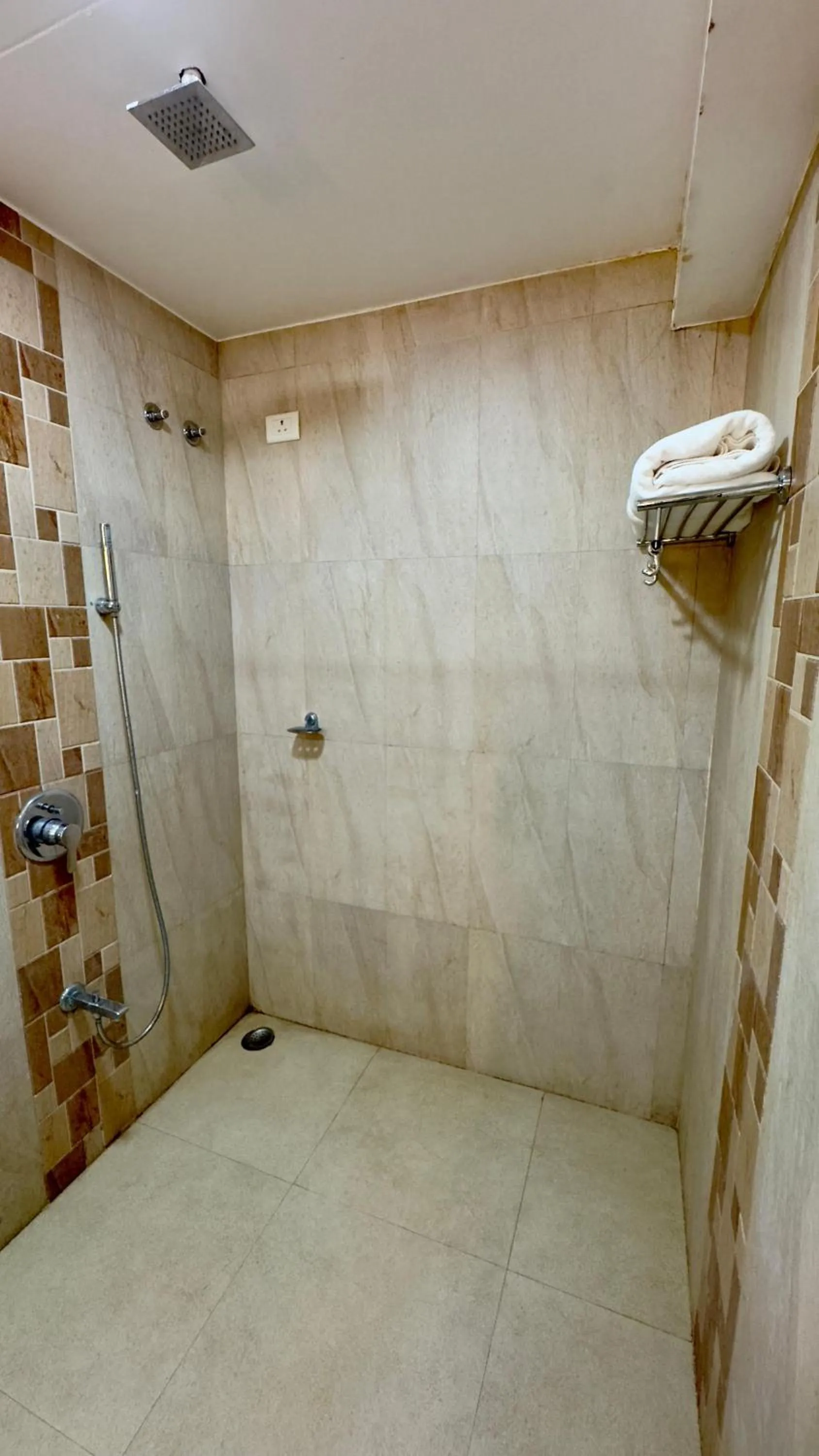 Shower in Upper Deck Resort - Highest Peak, Lonavala