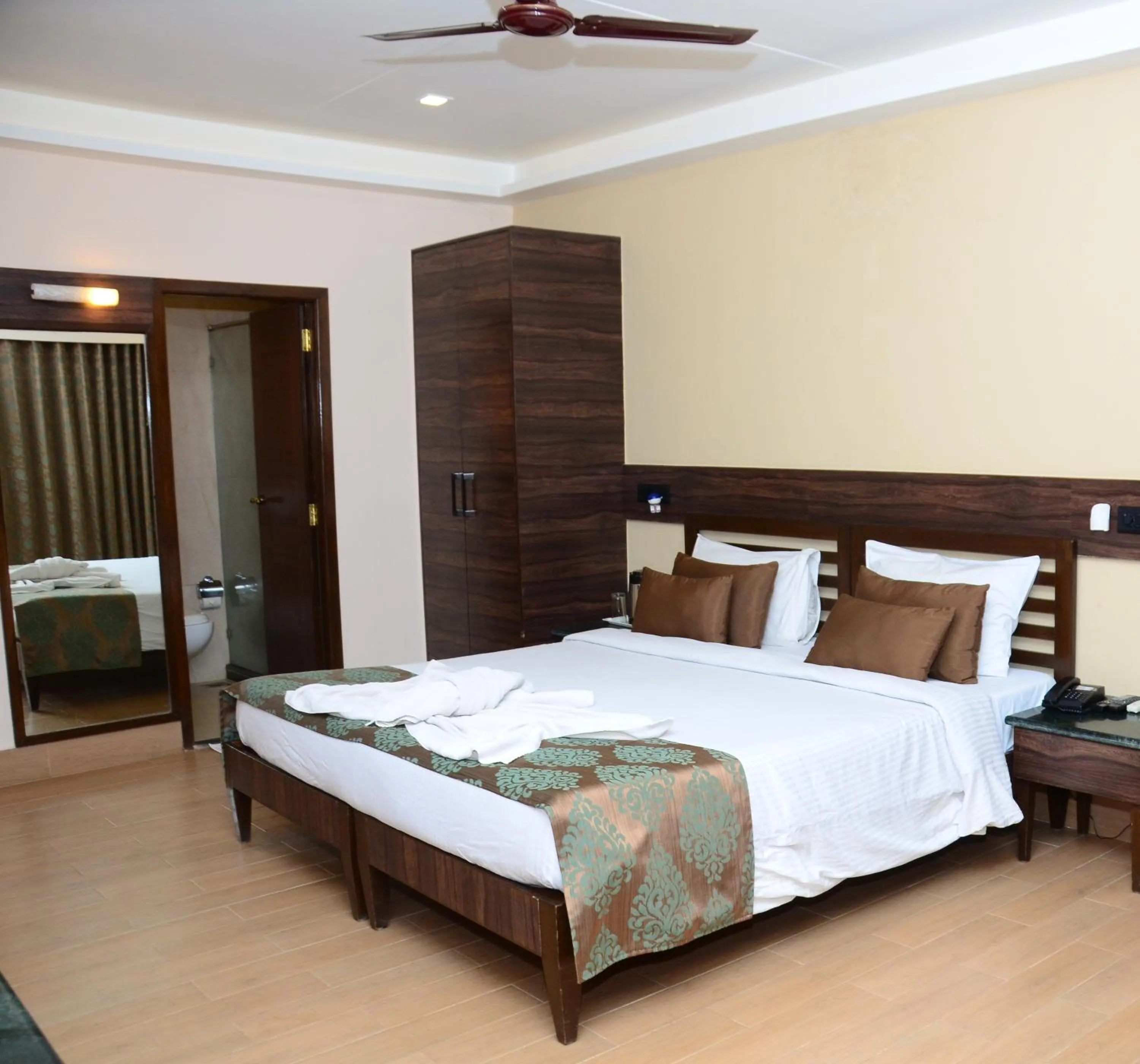 Photo of the whole room, Bed in Upper Deck Resort - Highest Peak, Lonavala