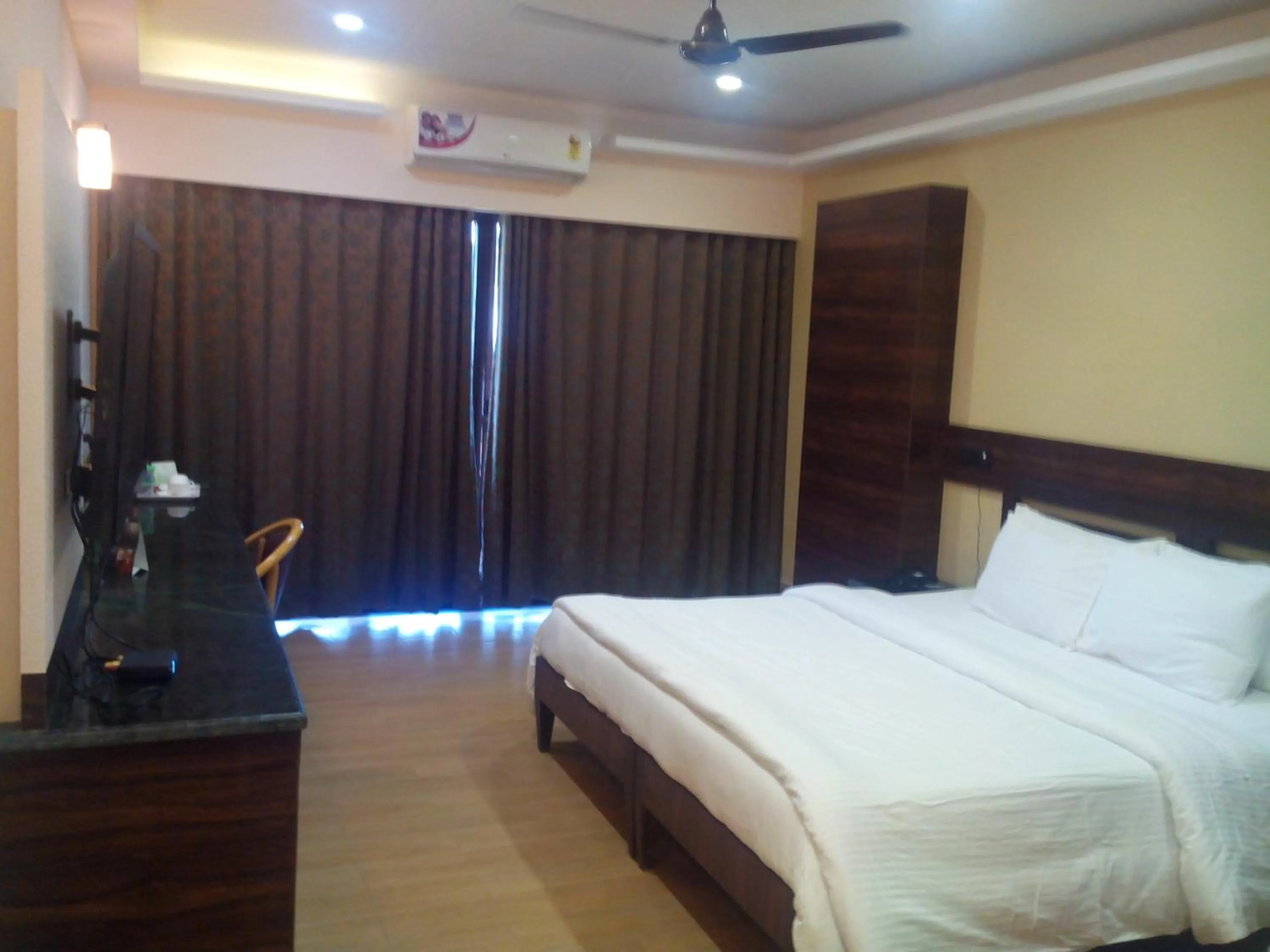 Bed in Upper Deck Resort - Highest Peak, Lonavala