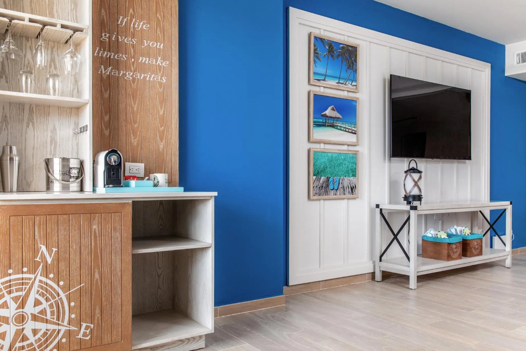 Living room in Margaritaville Beach Resort Cap Cana Hammock - An Adults Only All-Inclusive Experience