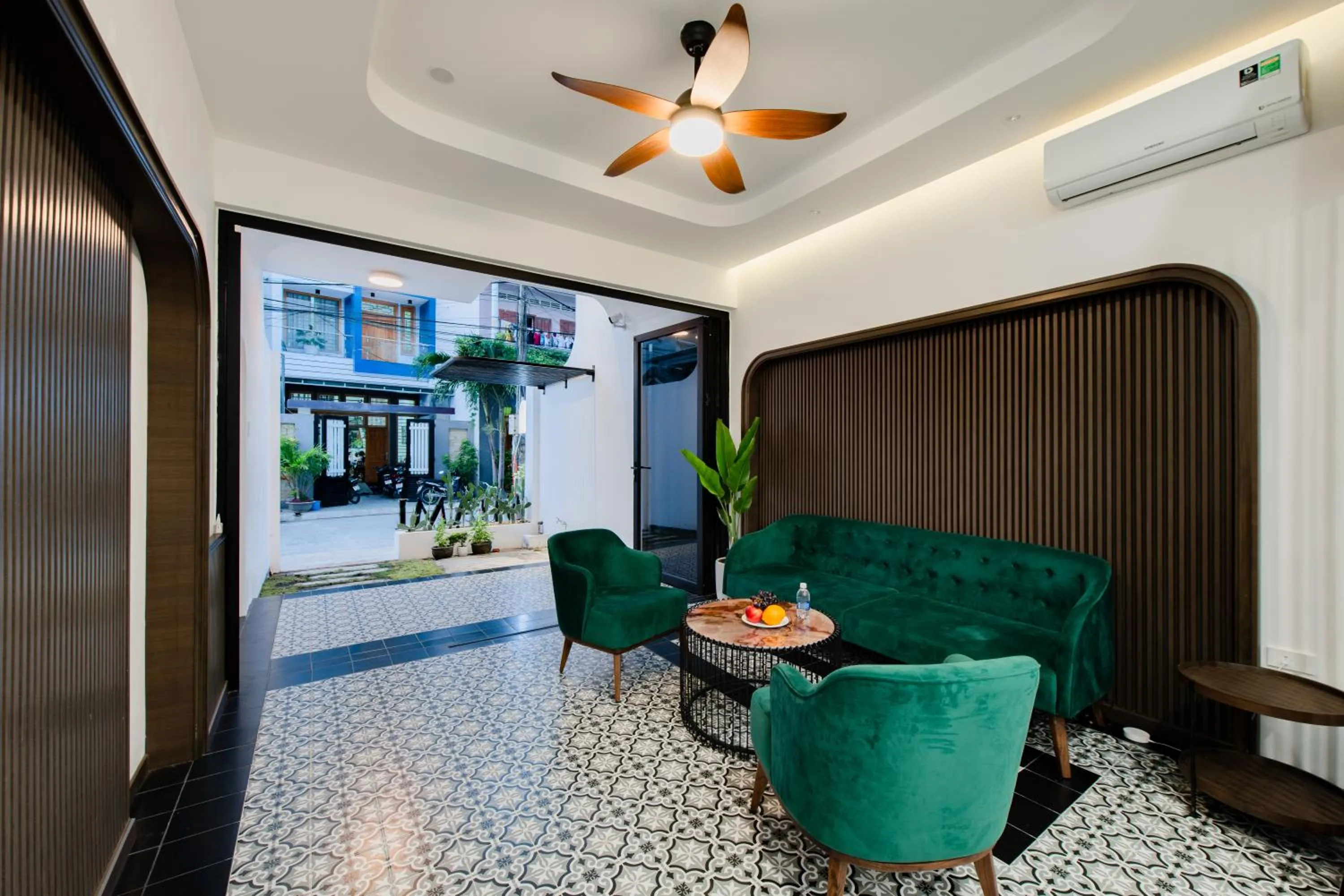 Lobby or reception in Khách sạn gần biển Miami Tuy Hoà Phú Yên