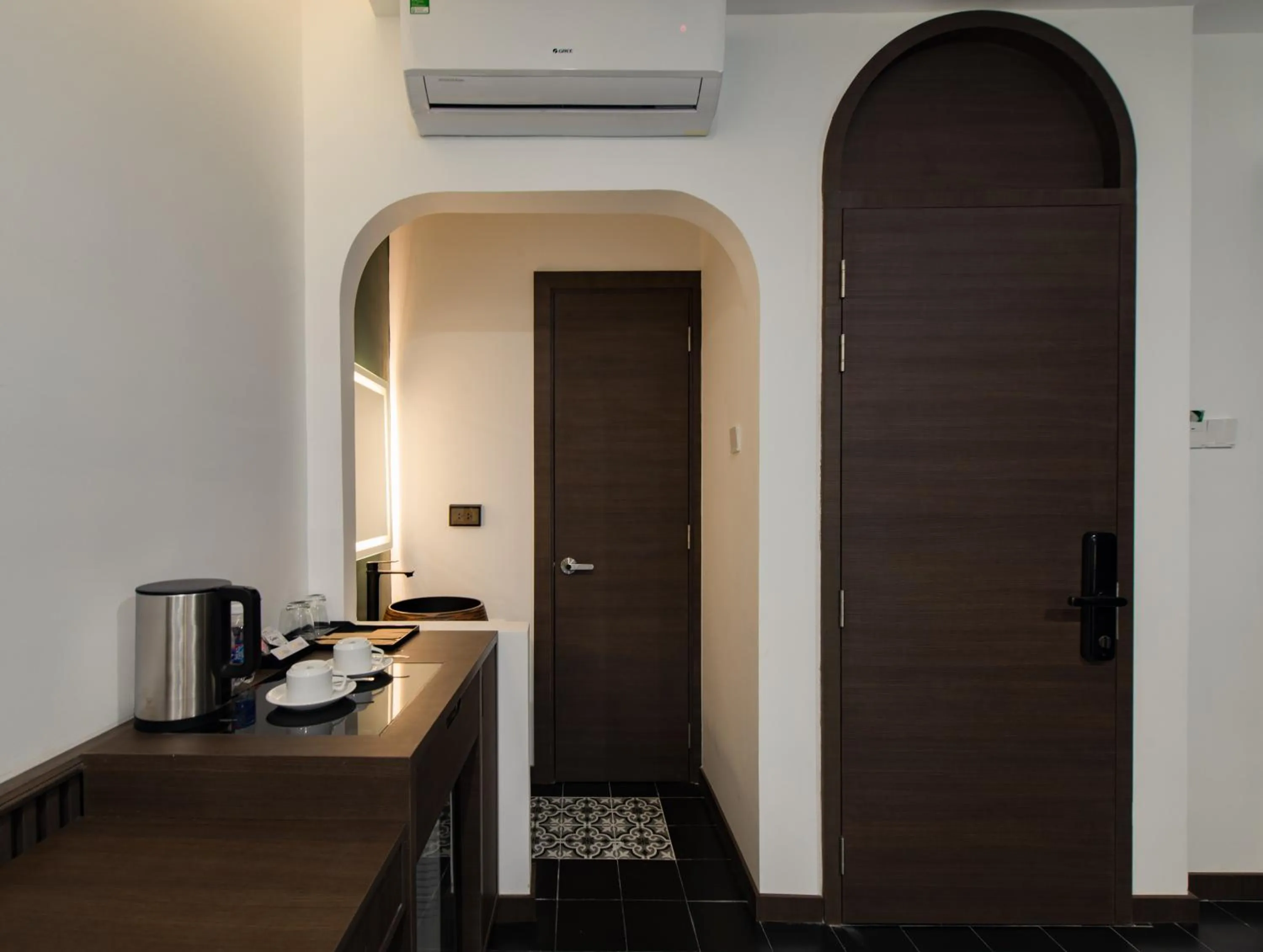 Coffee/tea facilities in Khách sạn gần biển Miami Tuy Hoà Phú Yên