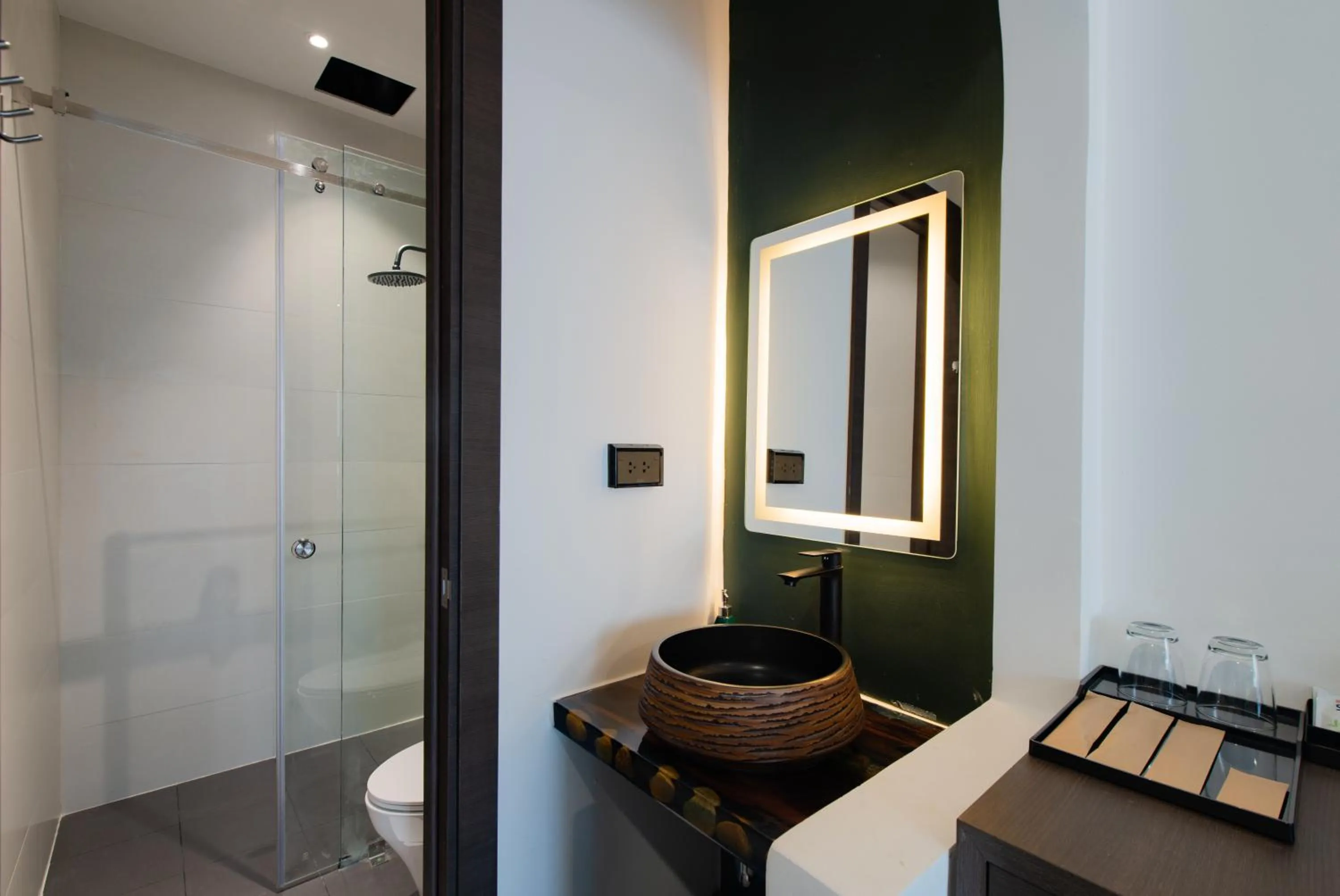 Bathroom in Khách sạn gần biển Miami Tuy Hoà Phú Yên