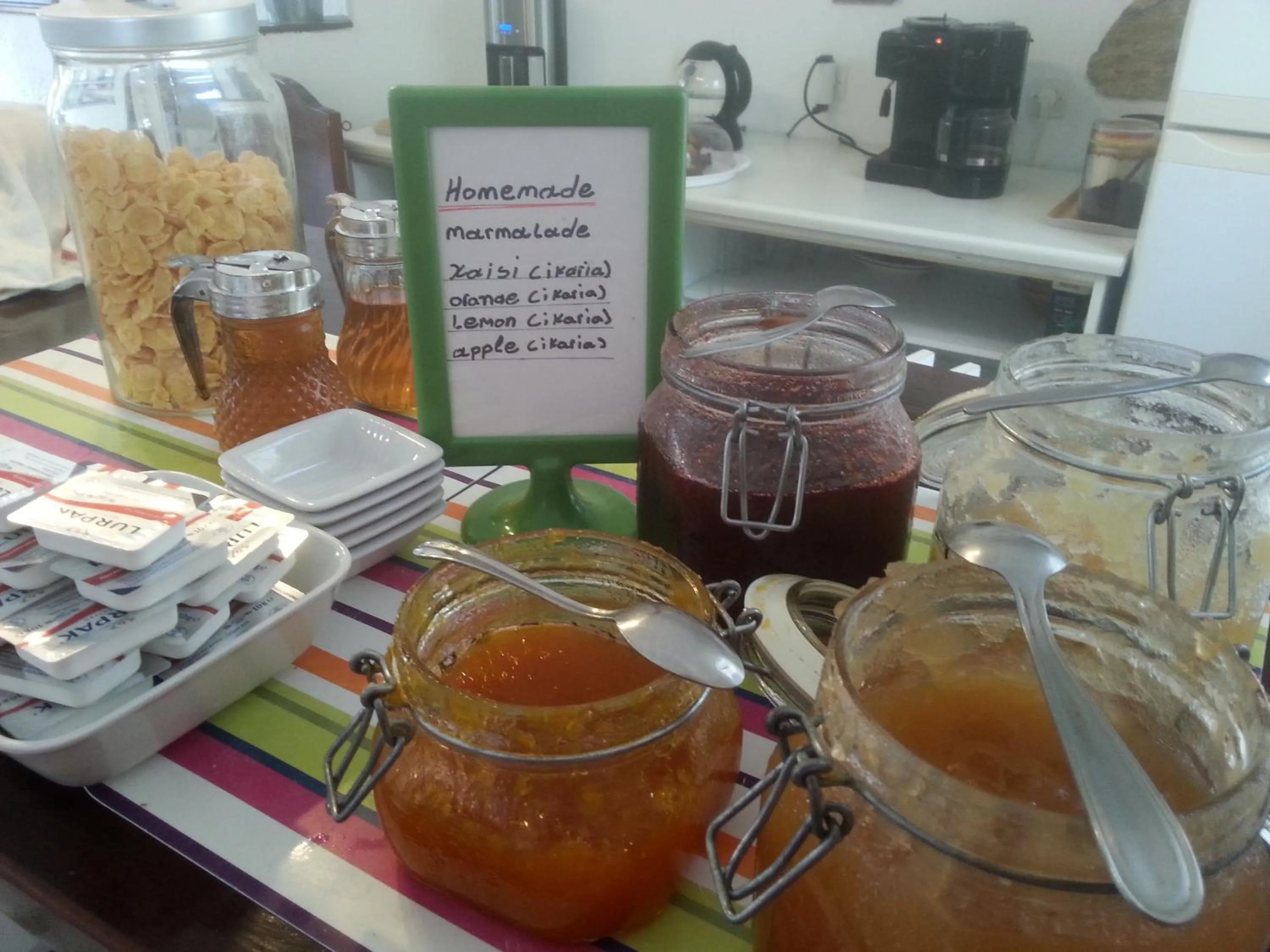 Buffet breakfast in Oinoi Hotel