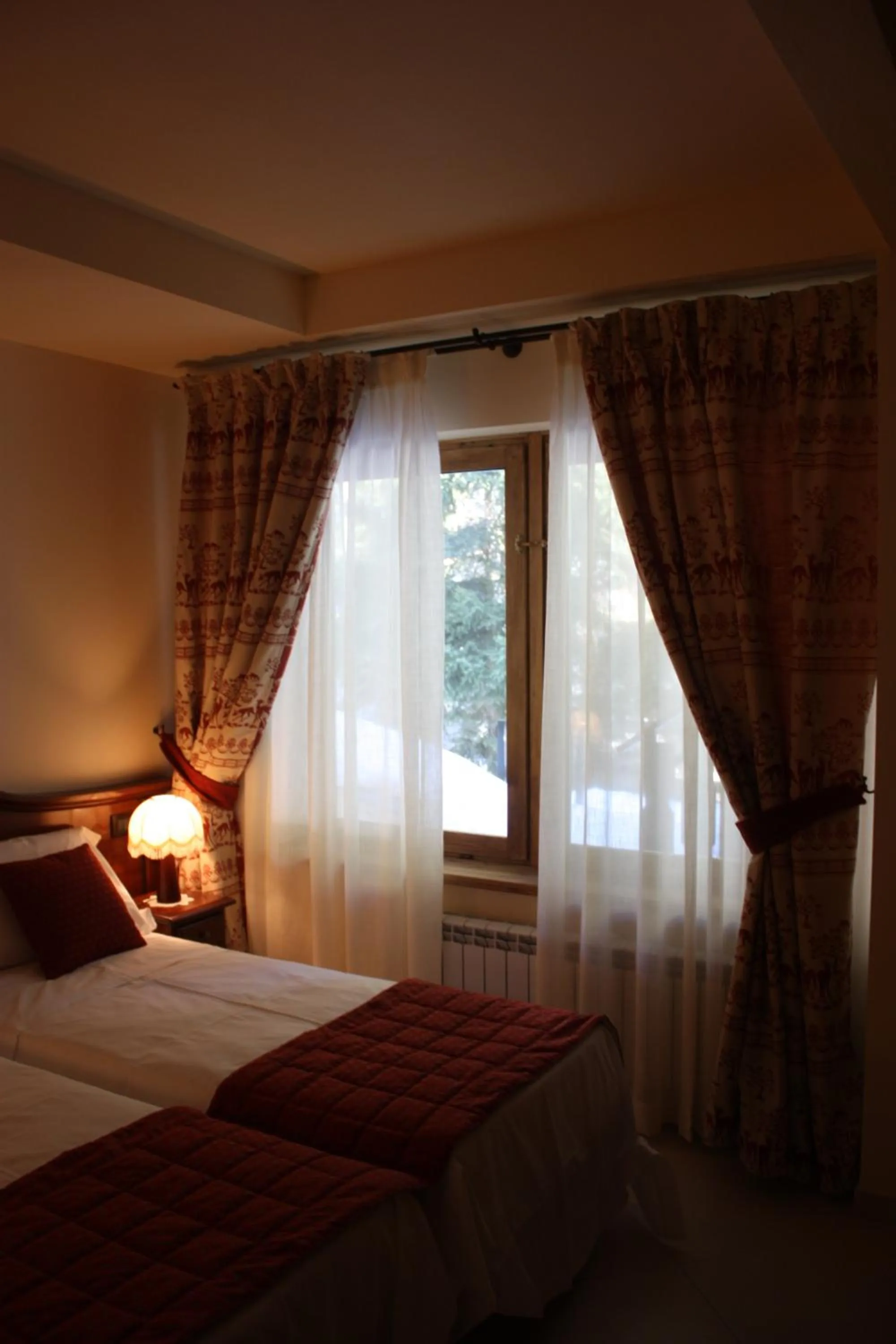 Bedroom, Bed in Olympic Mountains