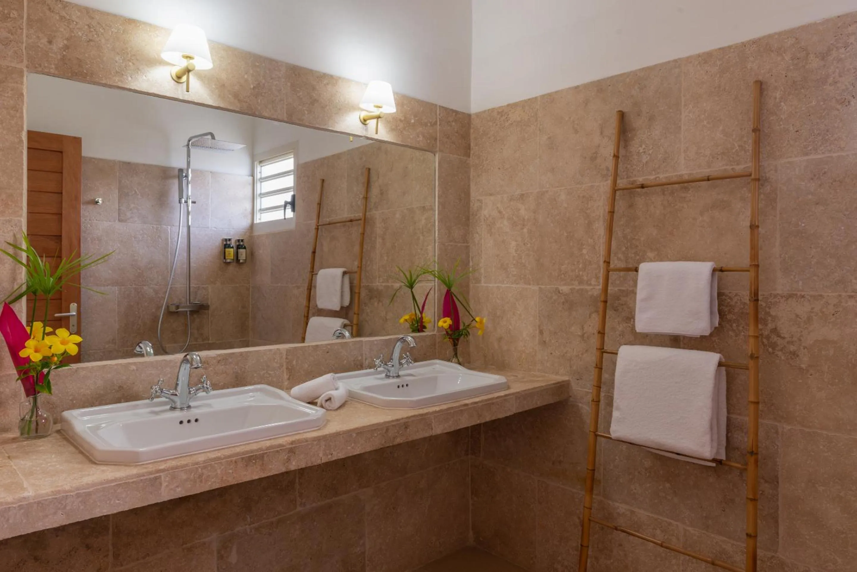 Bathroom in Villa Saint Jean - Habitation Saint Charles