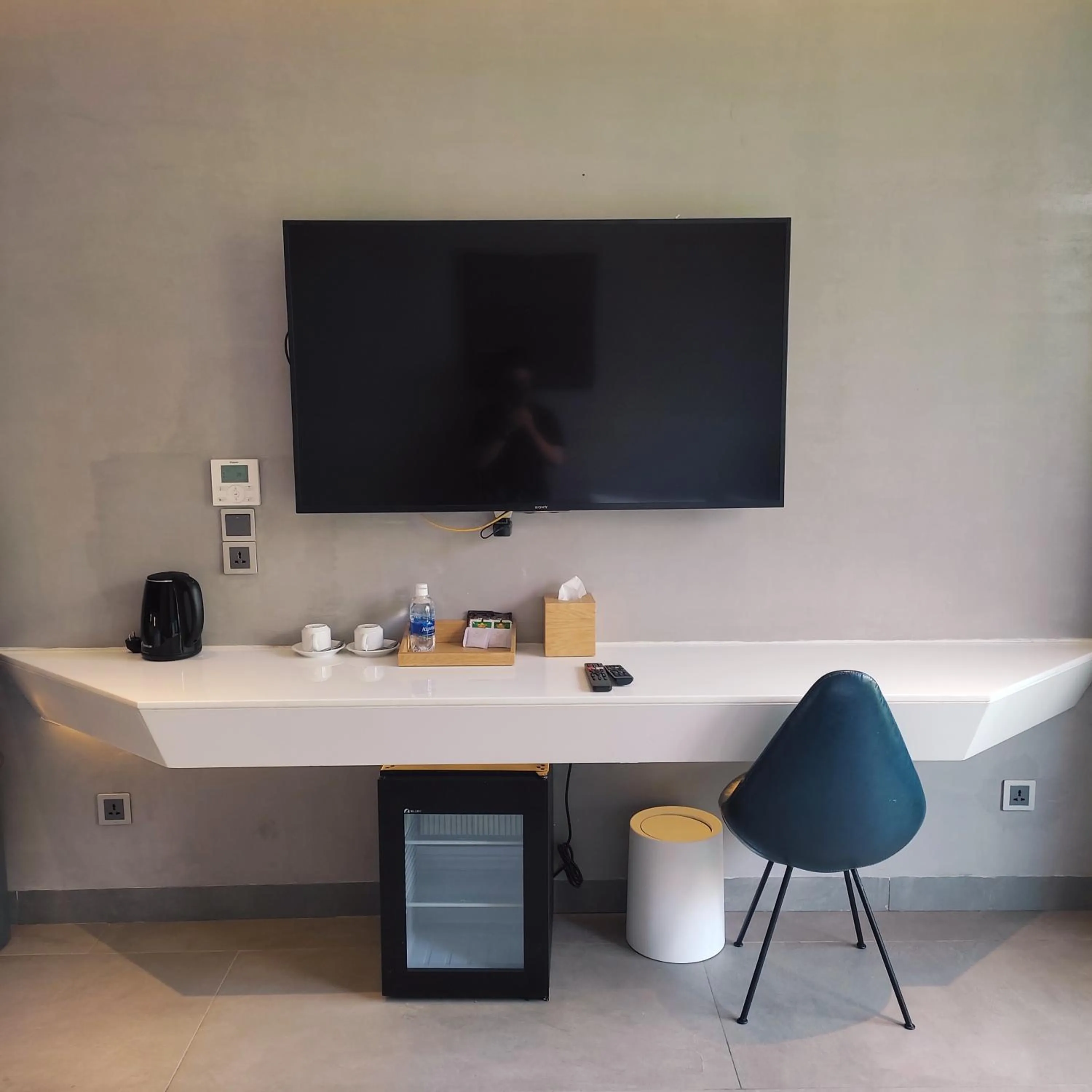 TV and multimedia in M SUITE Danang Beach