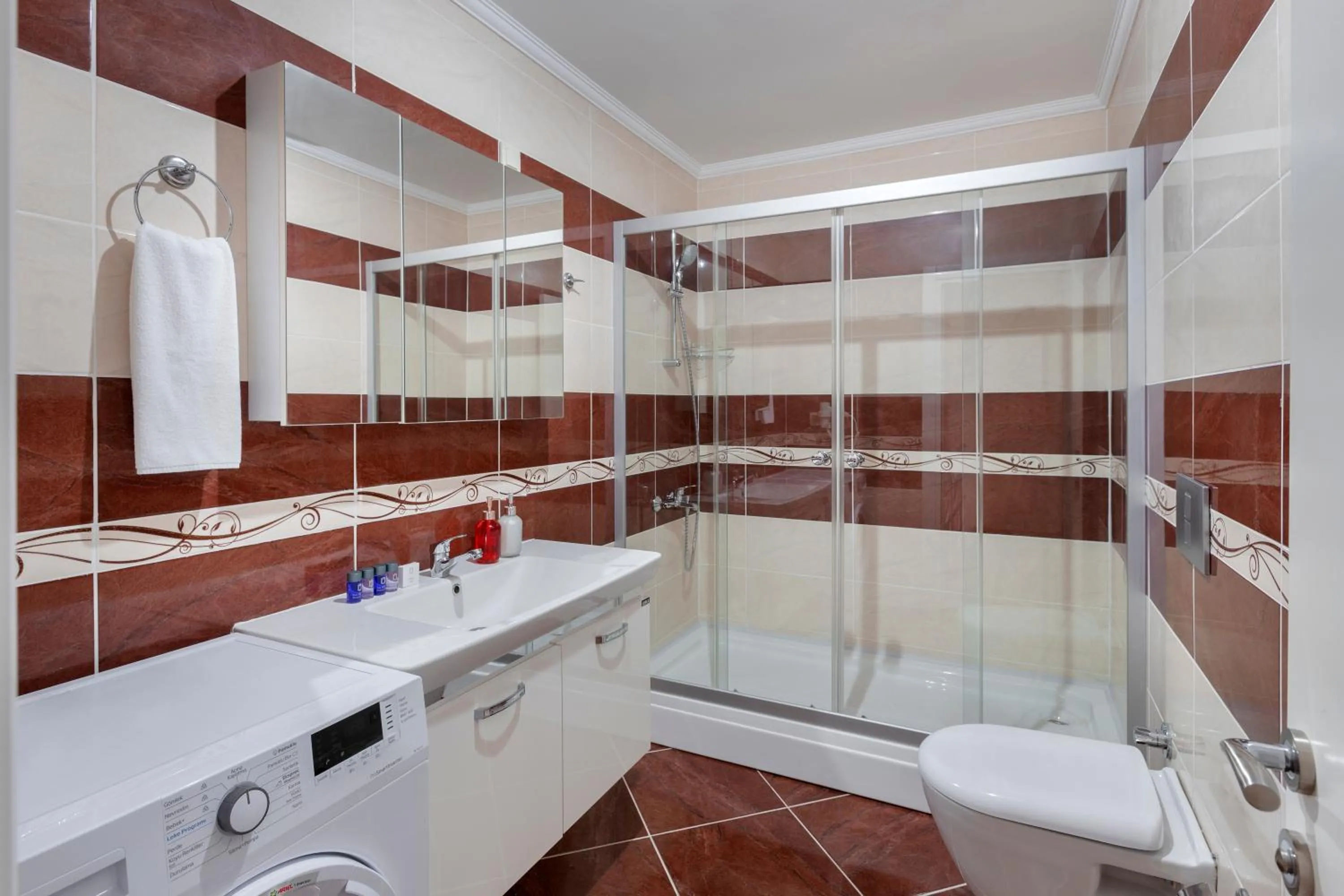 Shower in Onix Apart Hotel