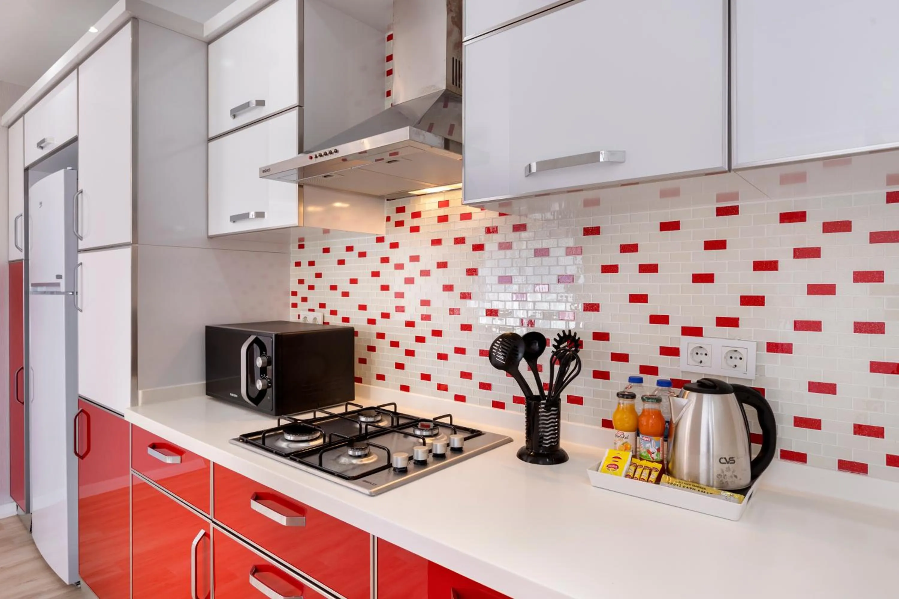 Coffee/tea facilities in Onix Apart Hotel