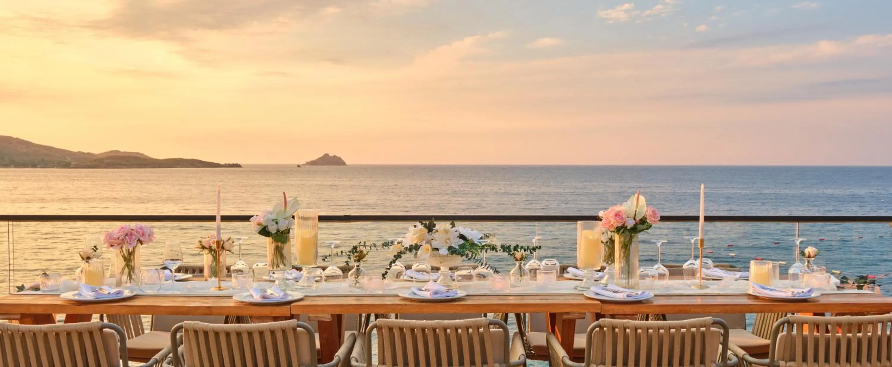 Restaurant/Places to Eat in niXie Hotel & Beach - Adult Only