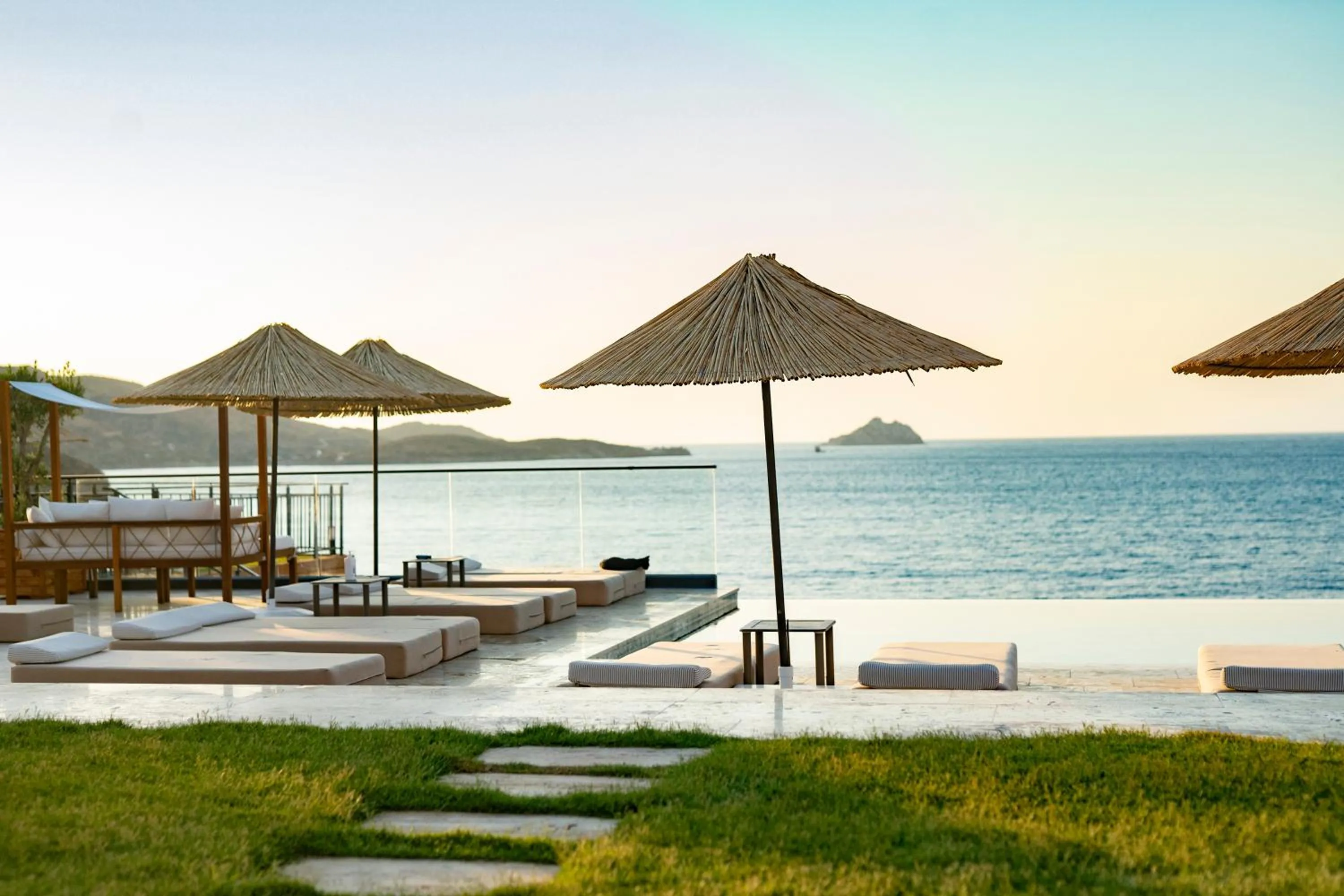 Swimming pool in niXie Hotel & Beach - Adult Only