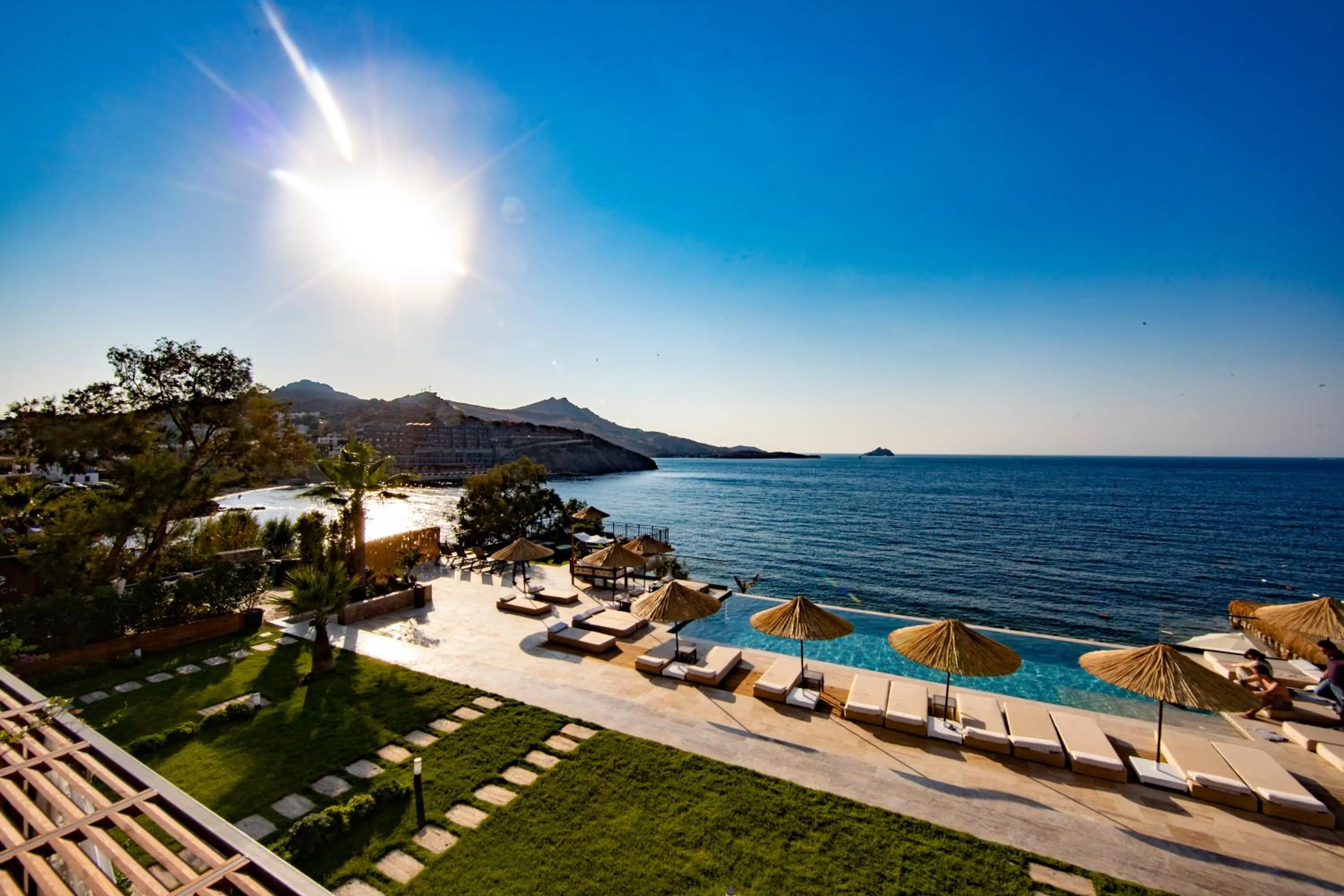 Property building in niXie Hotel & Beach - Adult Only