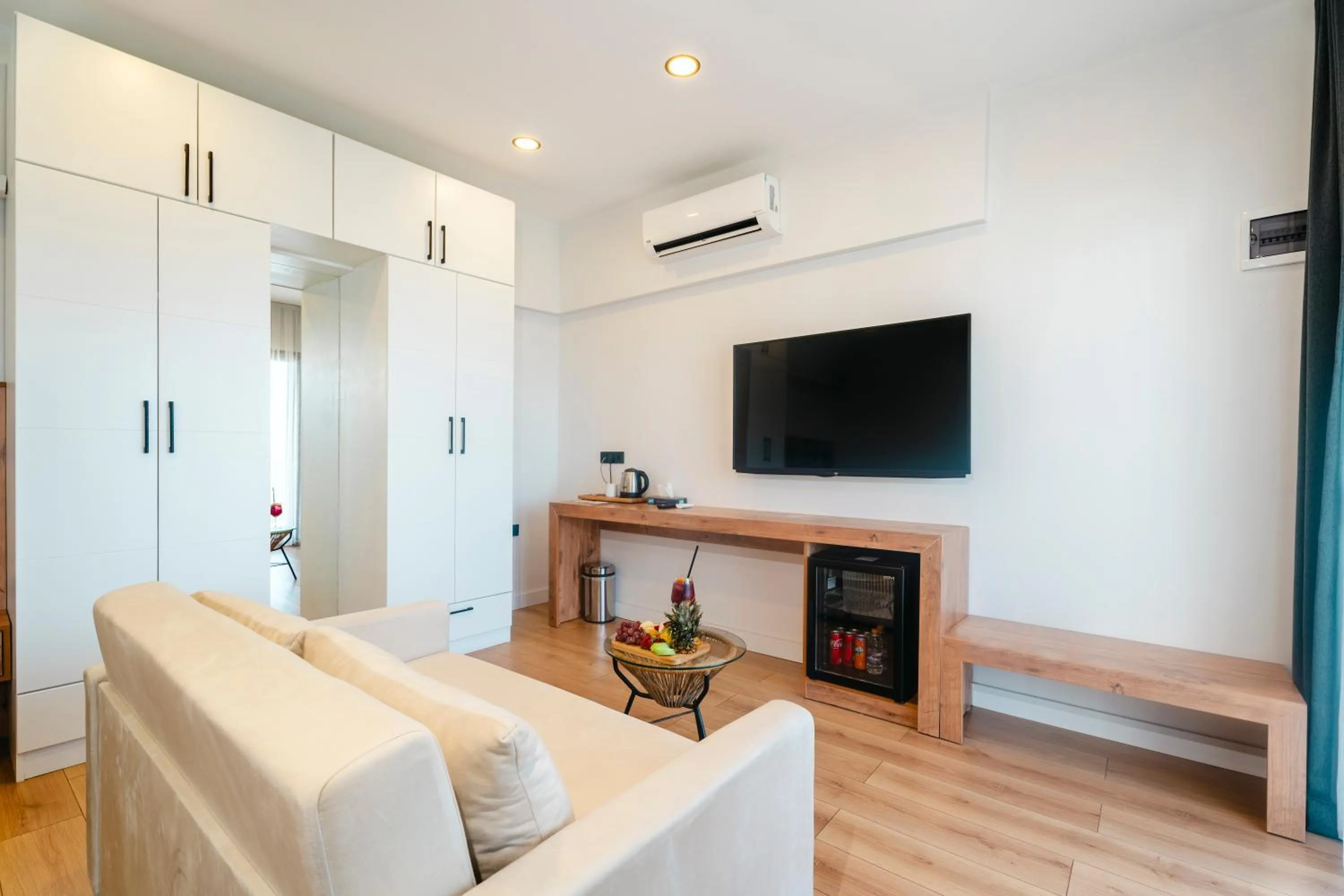 Seating area, TV/Entertainment Center in niXie Hotel & Beach - Adult Only