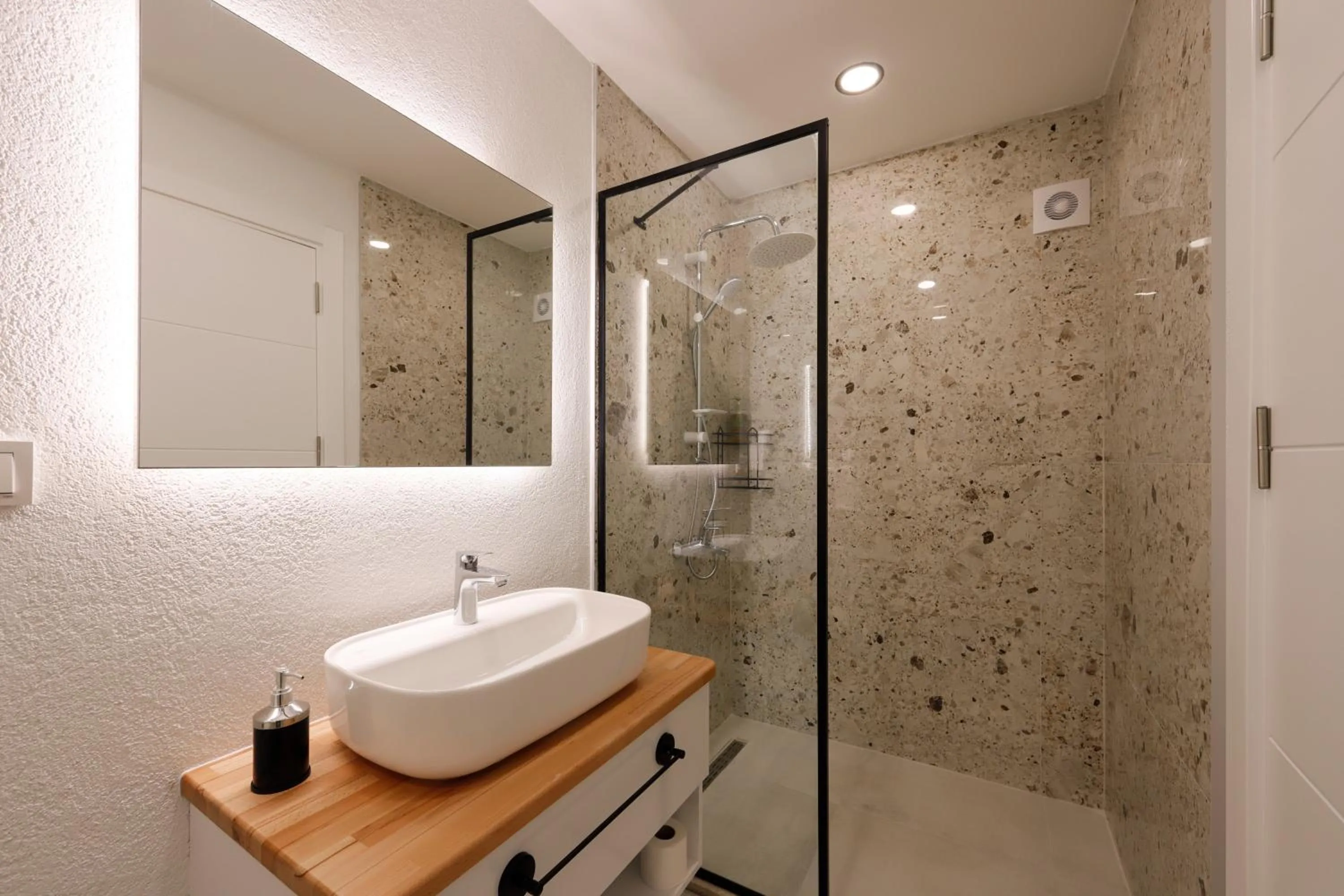 Bathroom in niXie Hotel & Beach - Adult Only