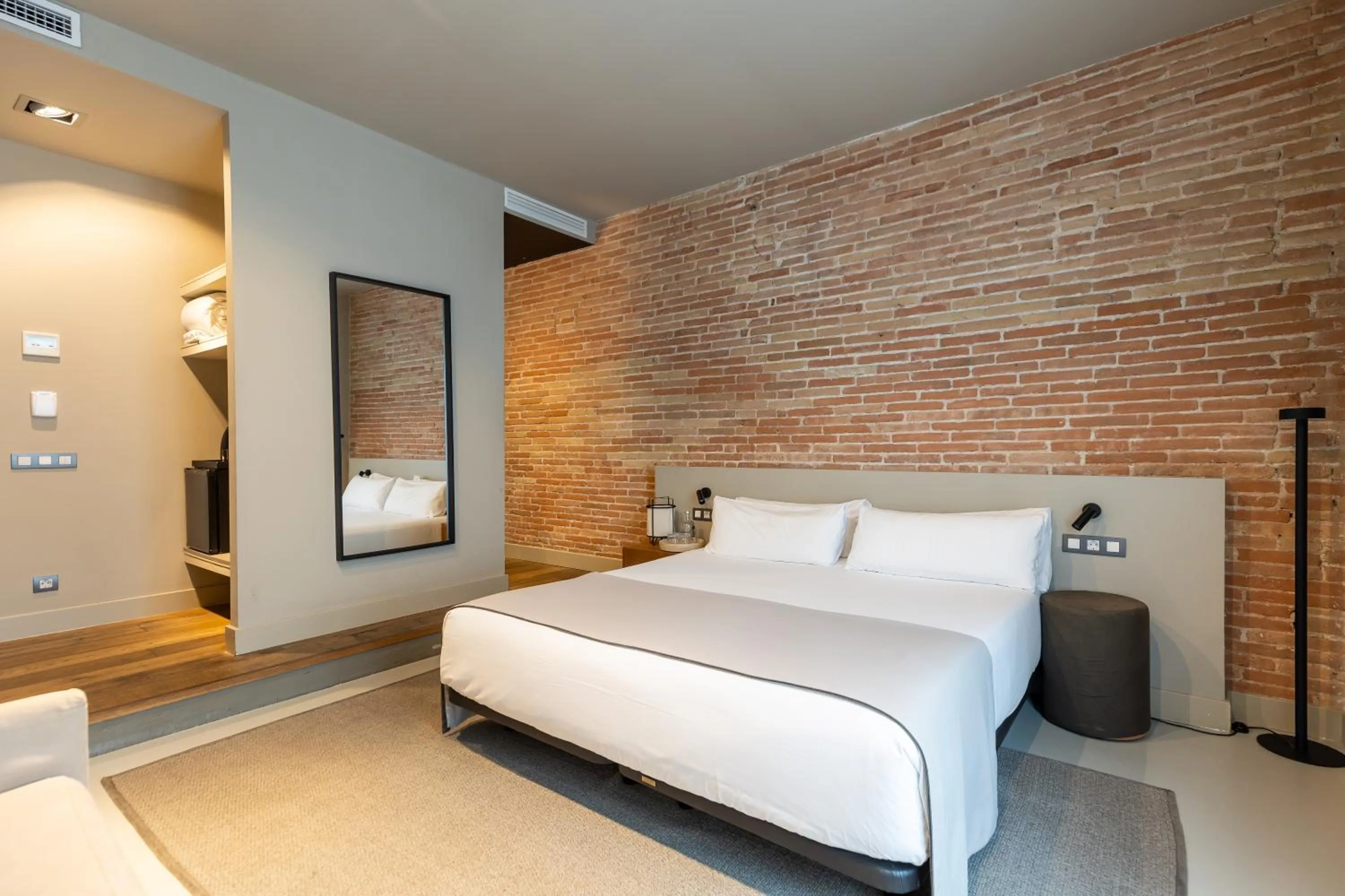 Bedroom, Bed in Colectia Stays Pau Claris