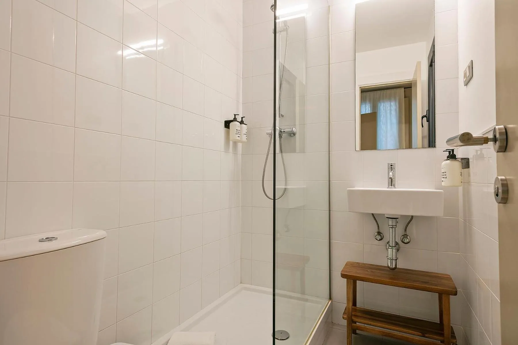 Shower in Colectia Stays Pau Claris