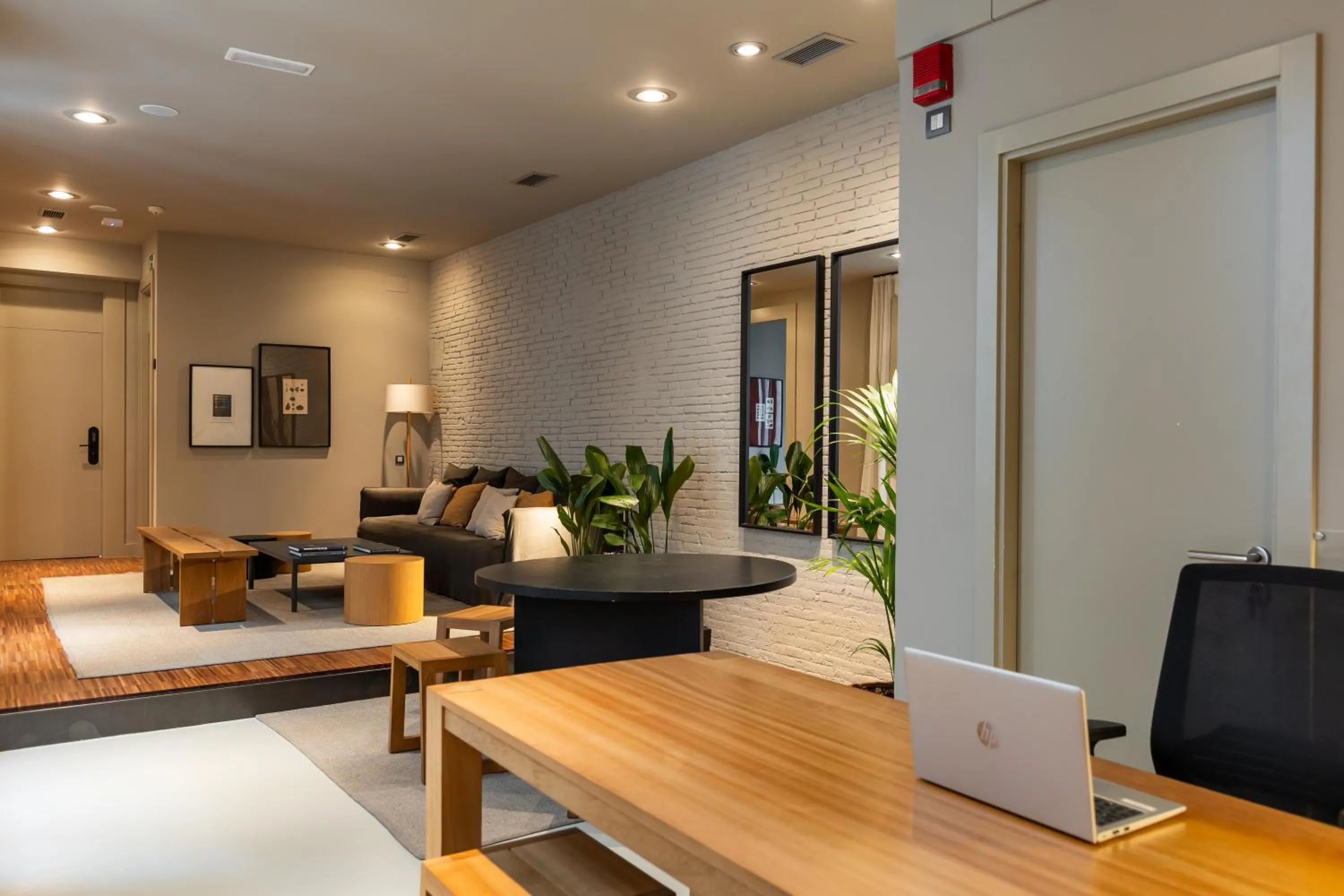 Seating area in Colectia Stays Pau Claris