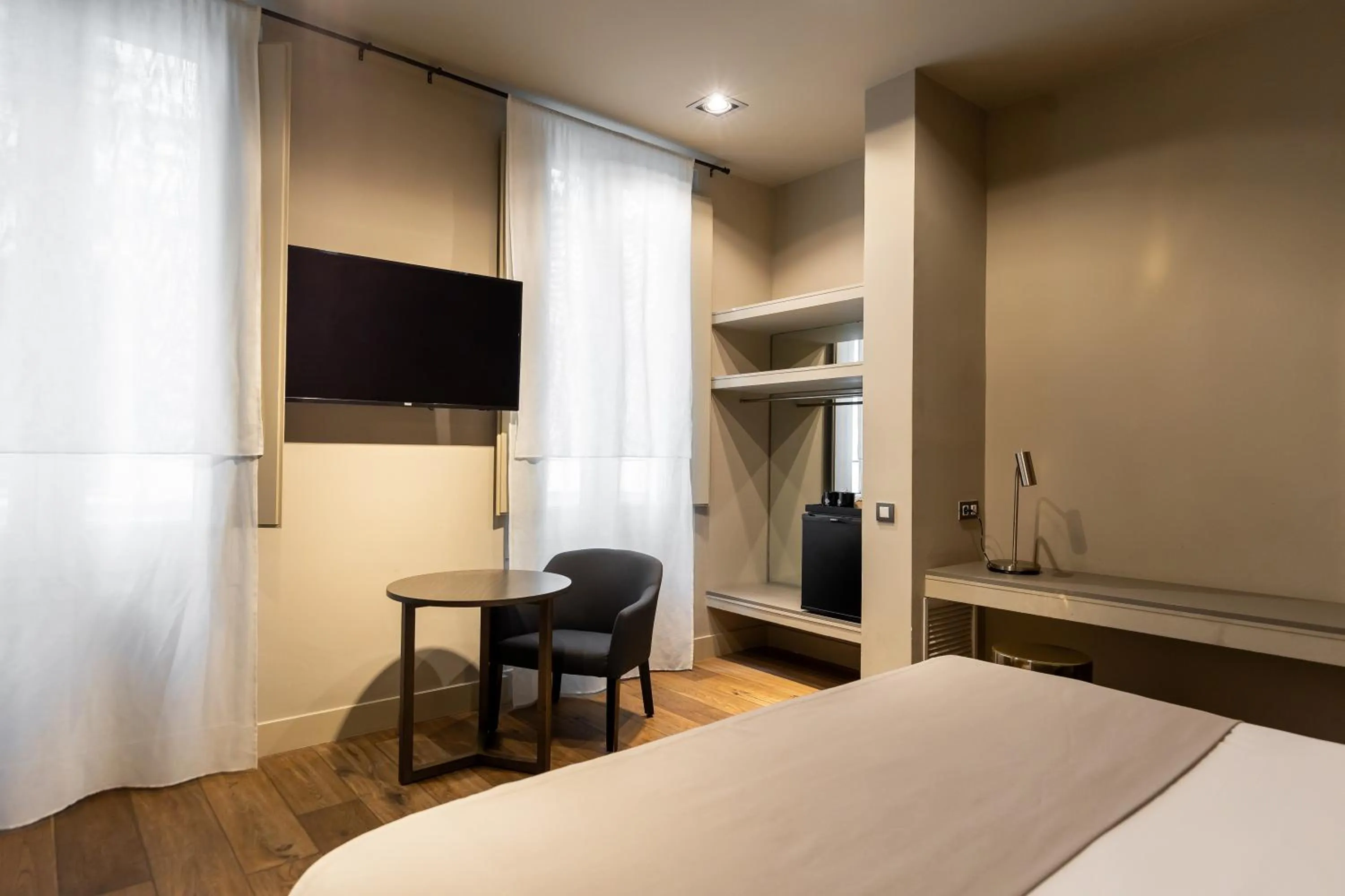 Bedroom, Bed in Colectia Stays Pau Claris