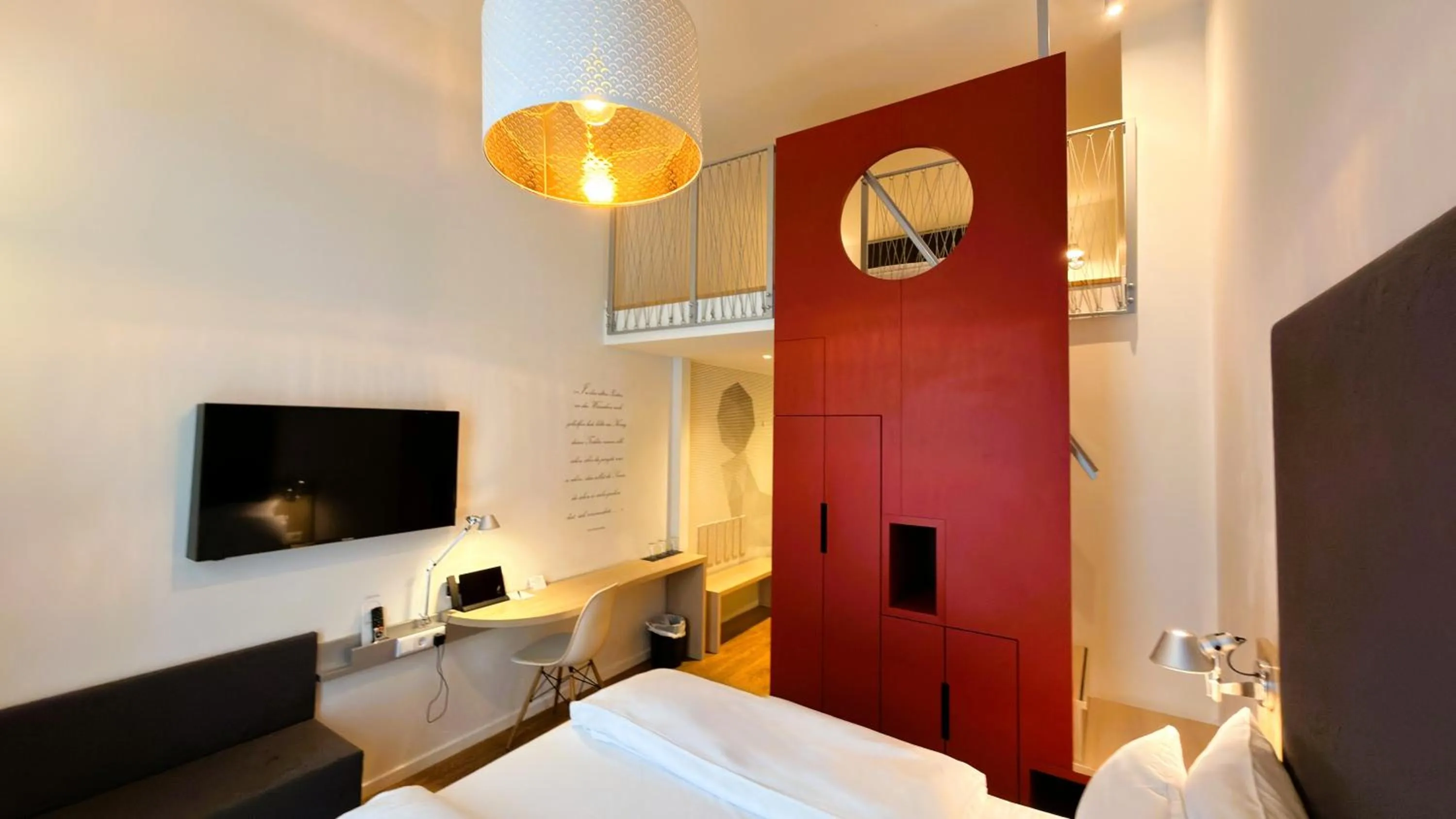 Bed in Grimm´s Berlin Potsdam