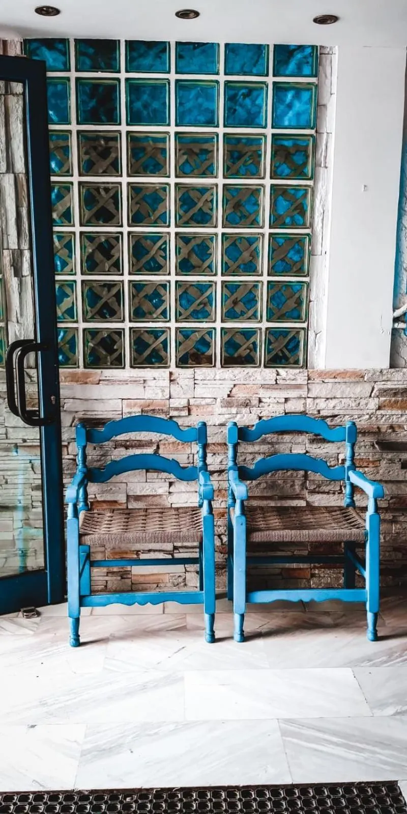 Seating area in PIERIA MARE