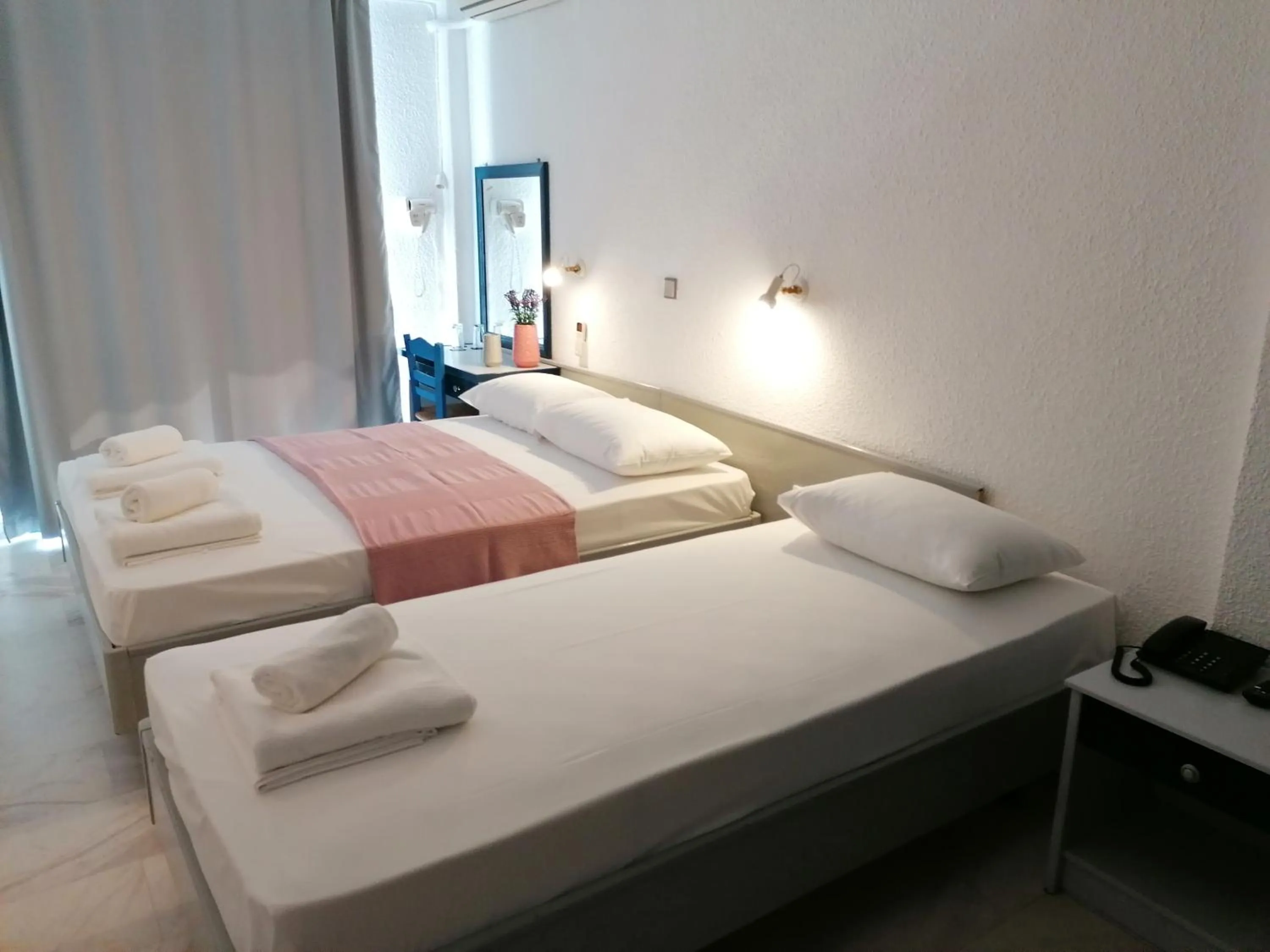Bed in PIERIA MARE