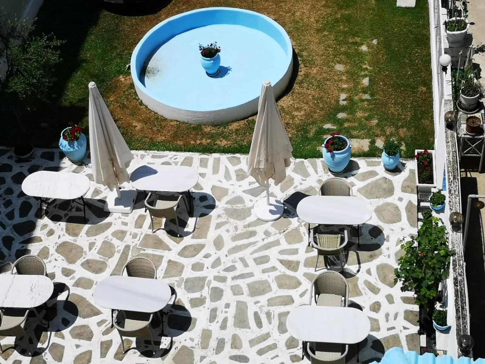 Property building in PIERIA MARE