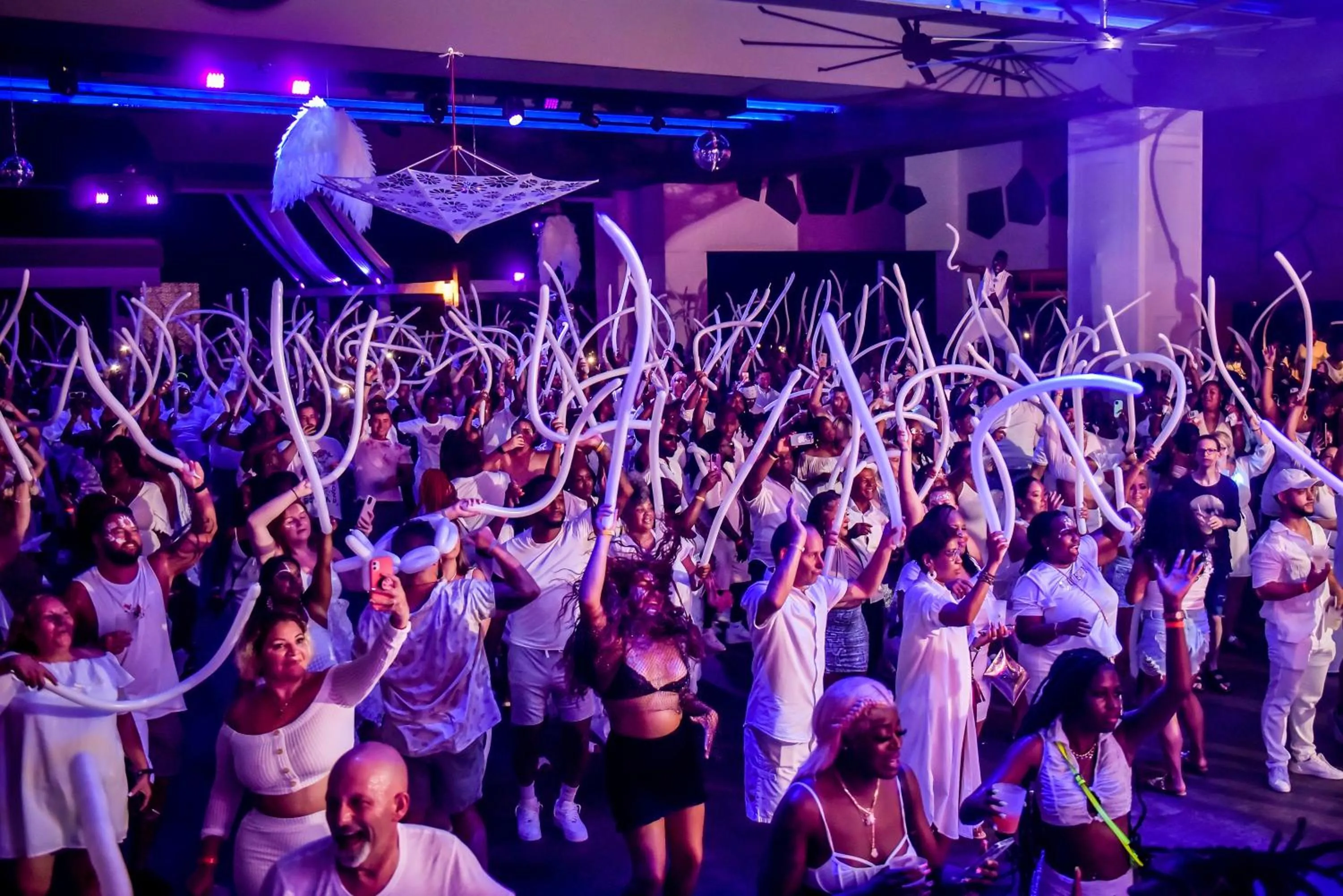 Evening entertainment in Riu Ocho Rios - All Inclusive